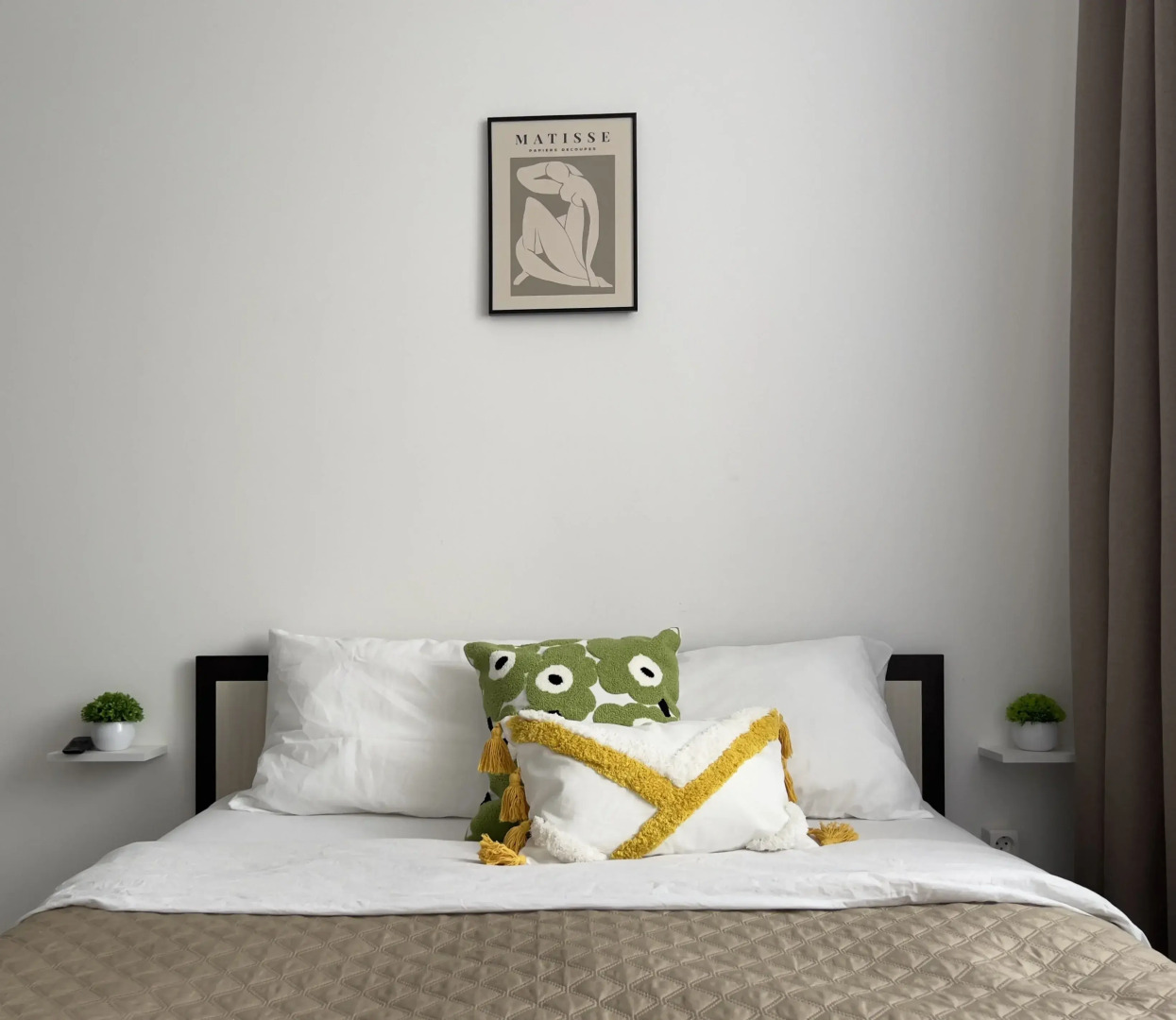 Апартаменты Happy People на Бульваре Зеленые Аллеи