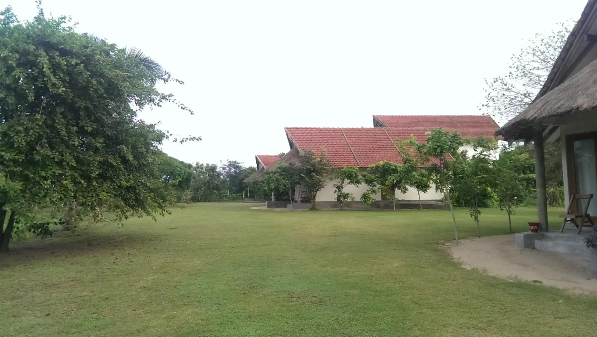 Отель Giman Free Beach Resort