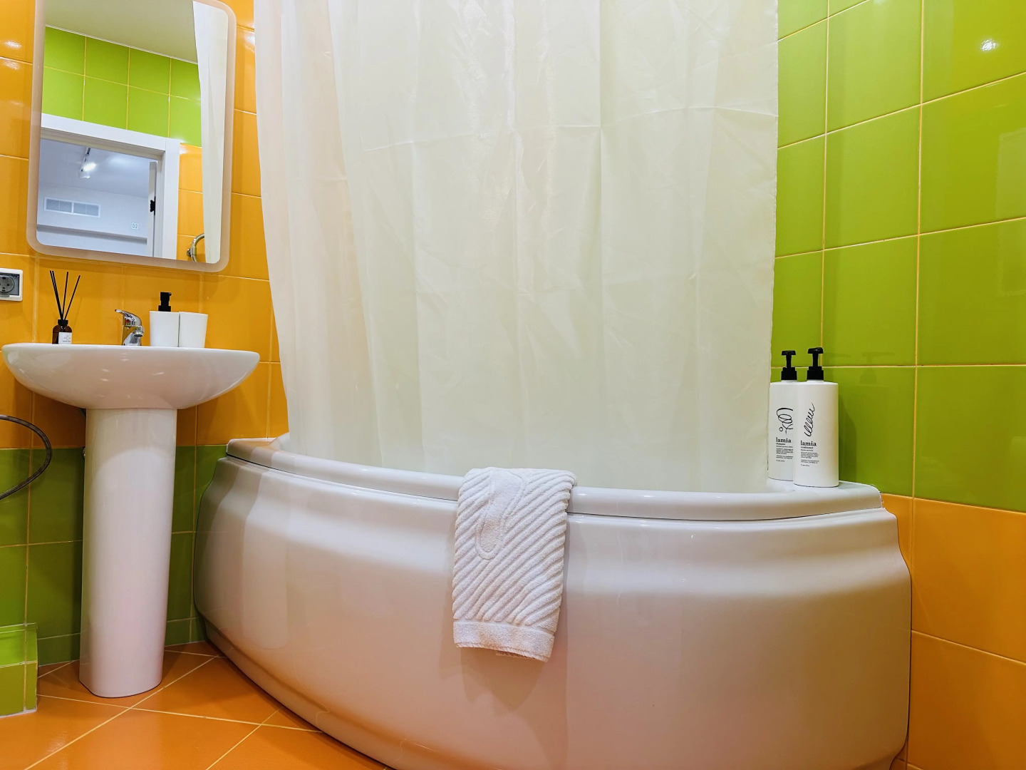 Квартира Orange Rimskaya