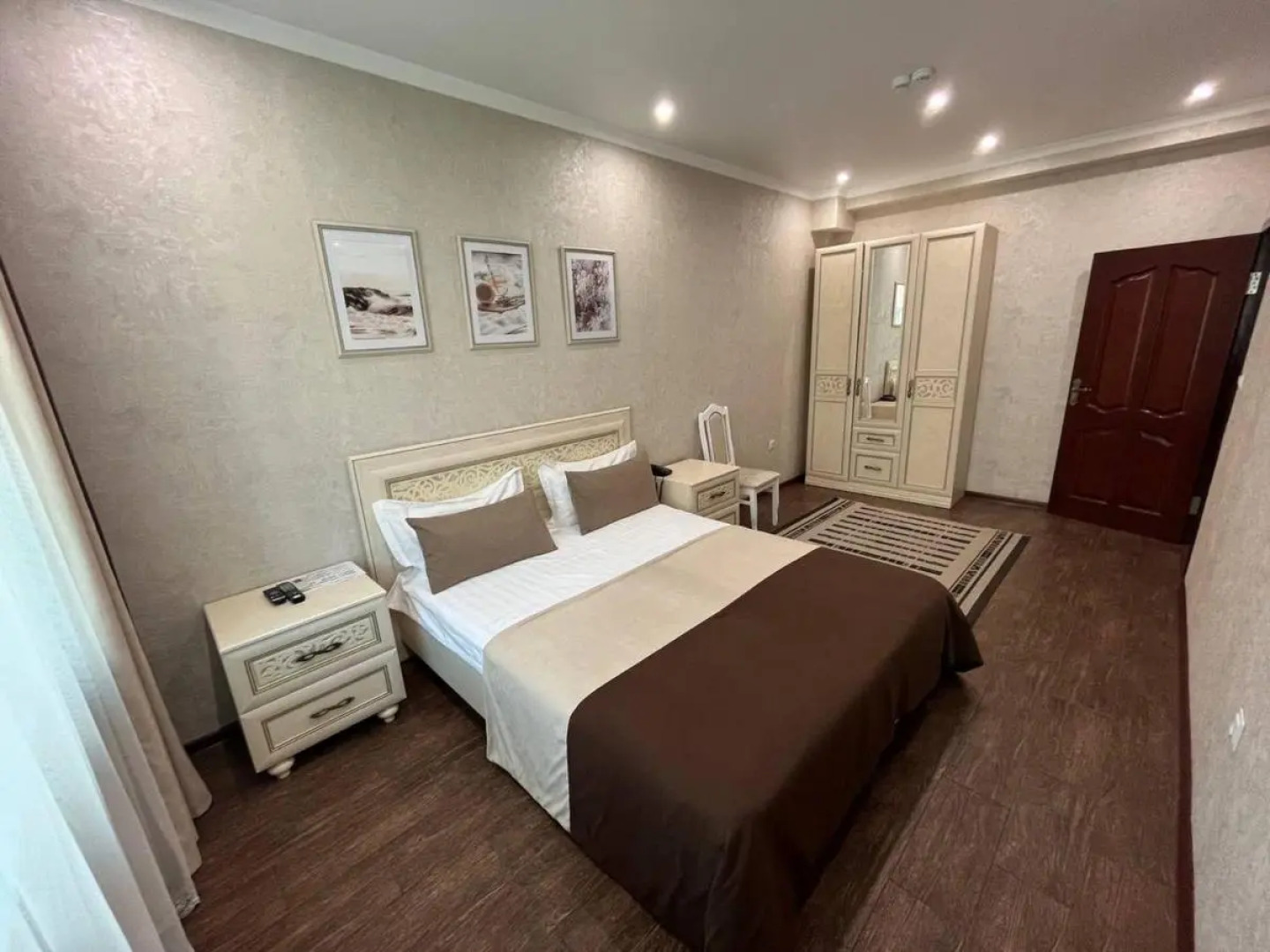 Отель Алтын Адам