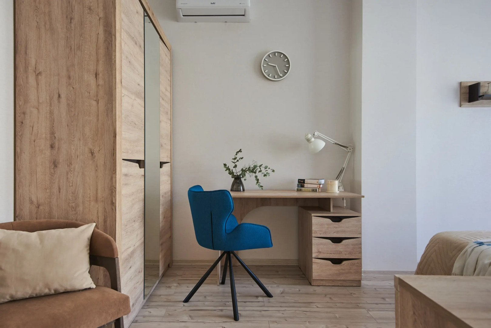 Вилла Усадьба Высокое с Панорамным Видом и Бассейном