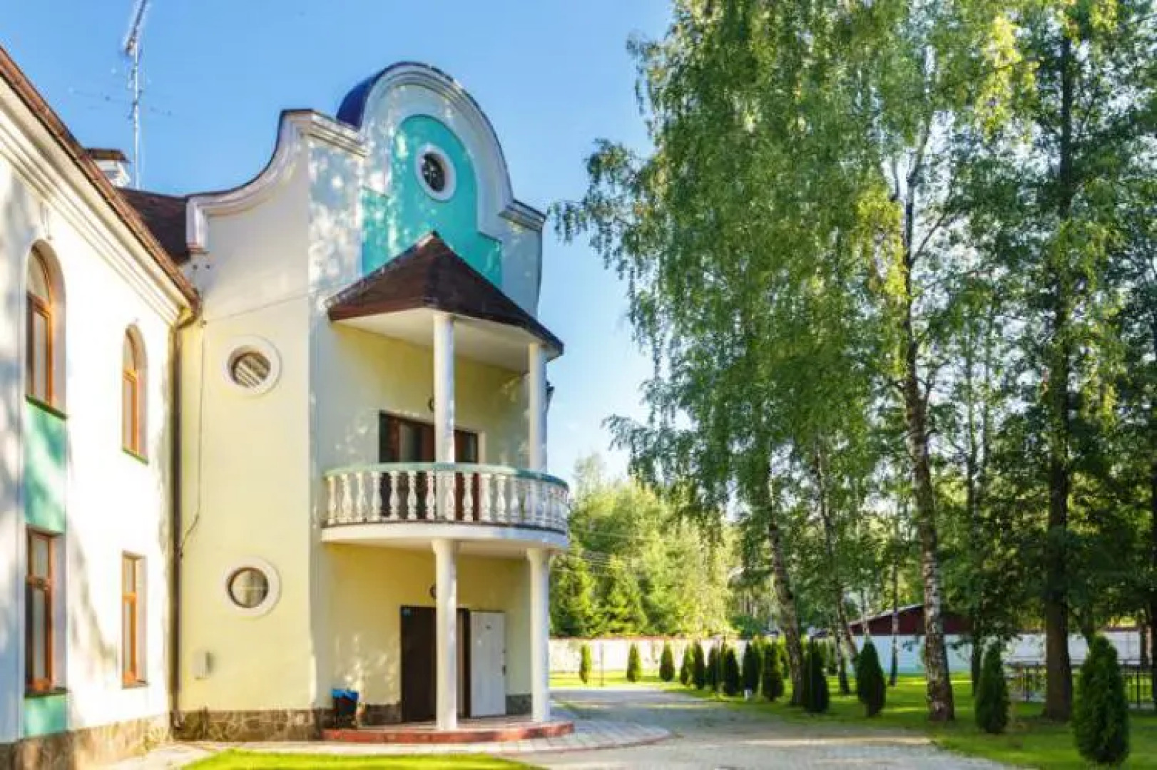 Отель Золотая Осень