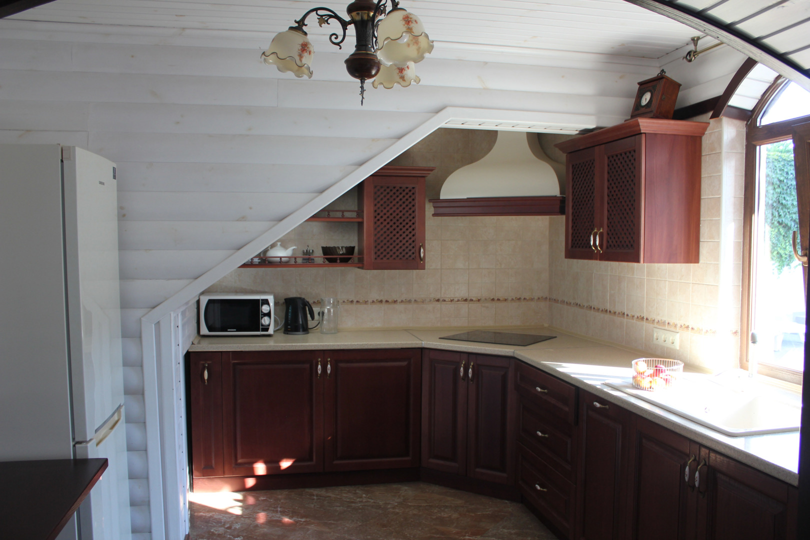 Частный Дом на Берегу Моря с Бассейном