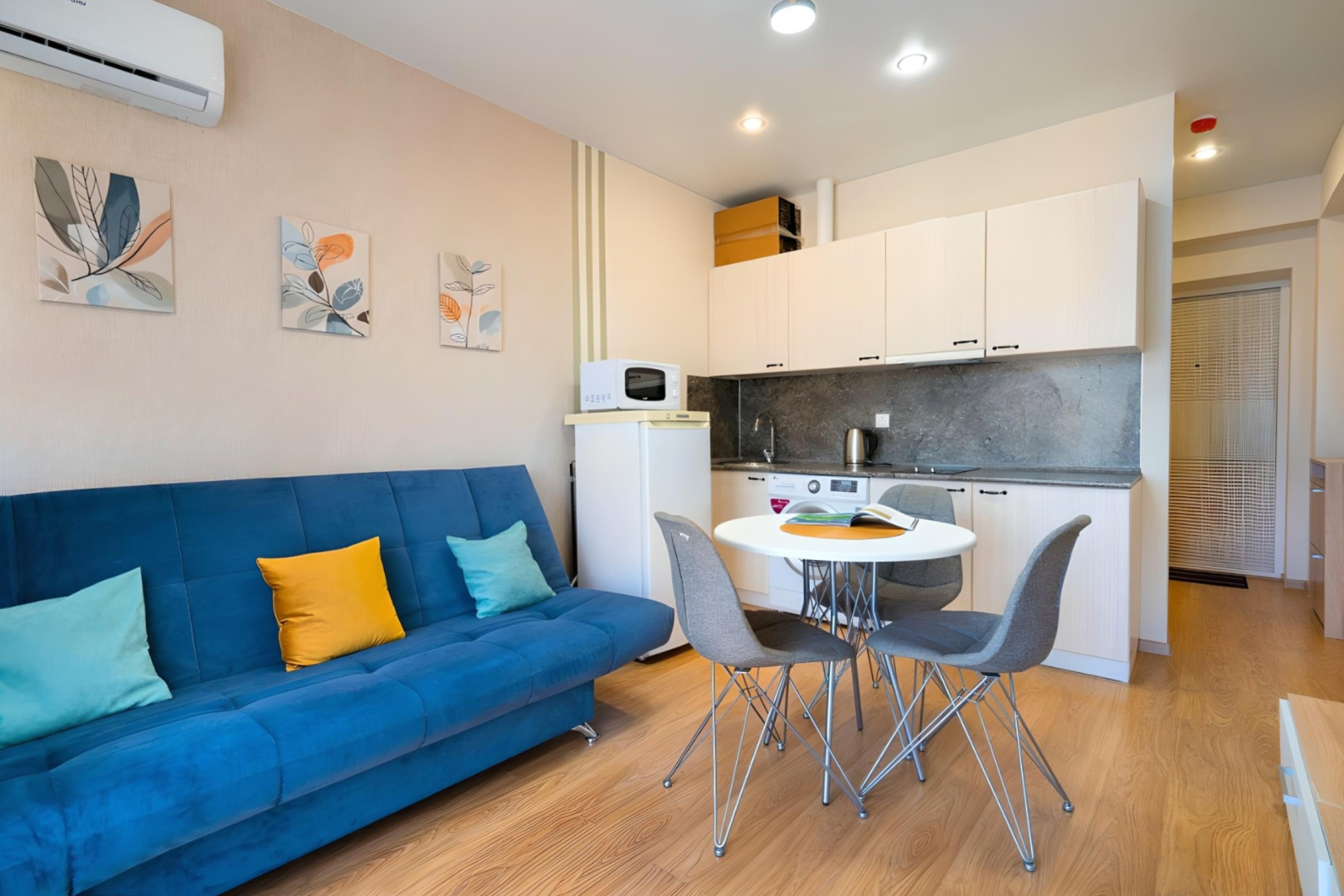 Апартаменты  ПосуточноСочи.рф  Каравелла Португалии студио