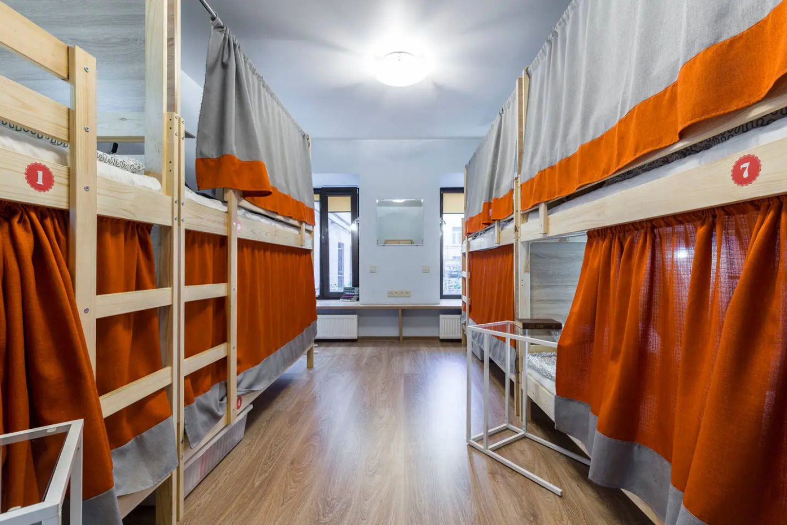 Лайк Хостел Санкт-Петербург на Театральной