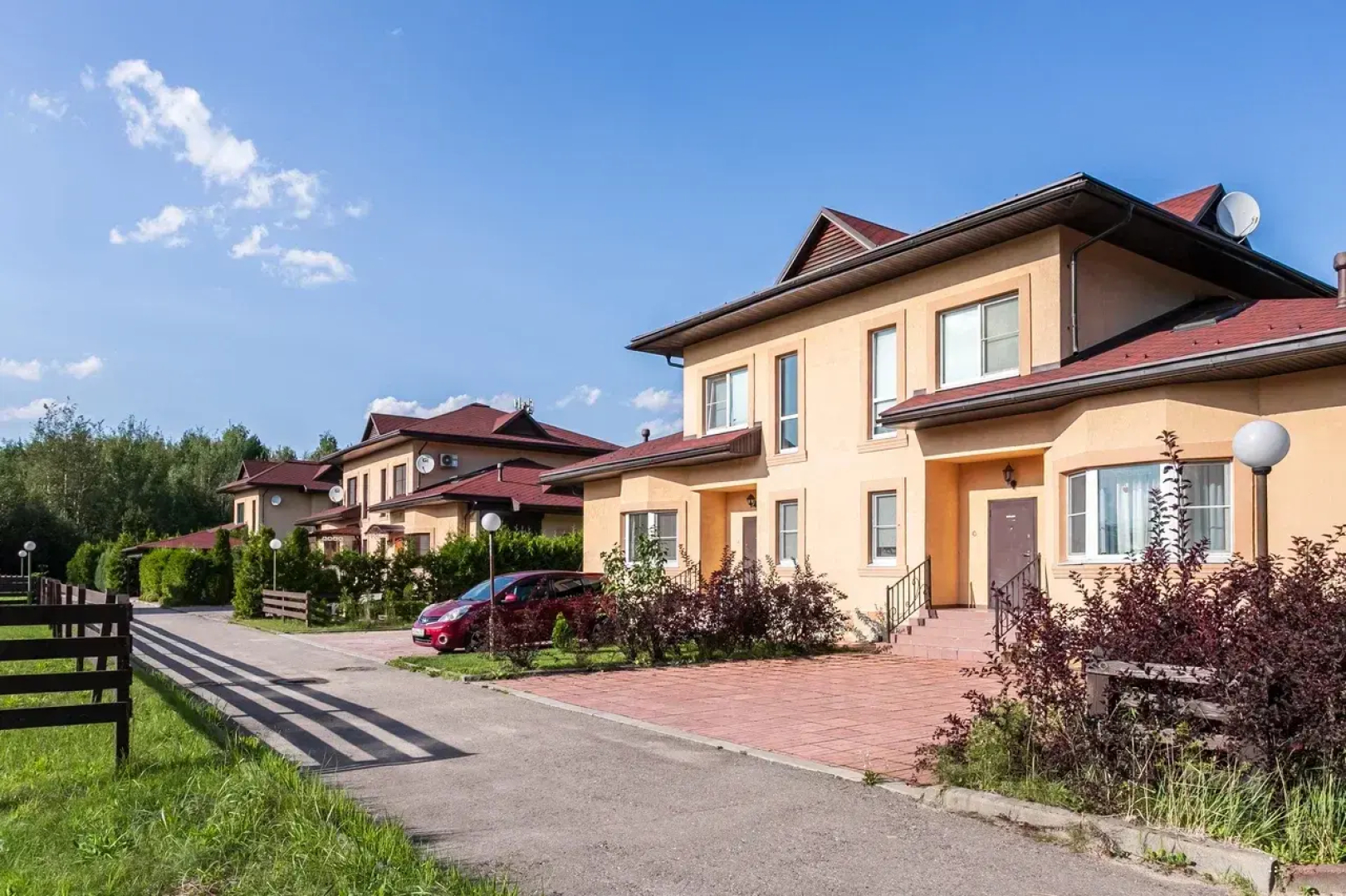 Апарт-отель Яхонтовый Лес