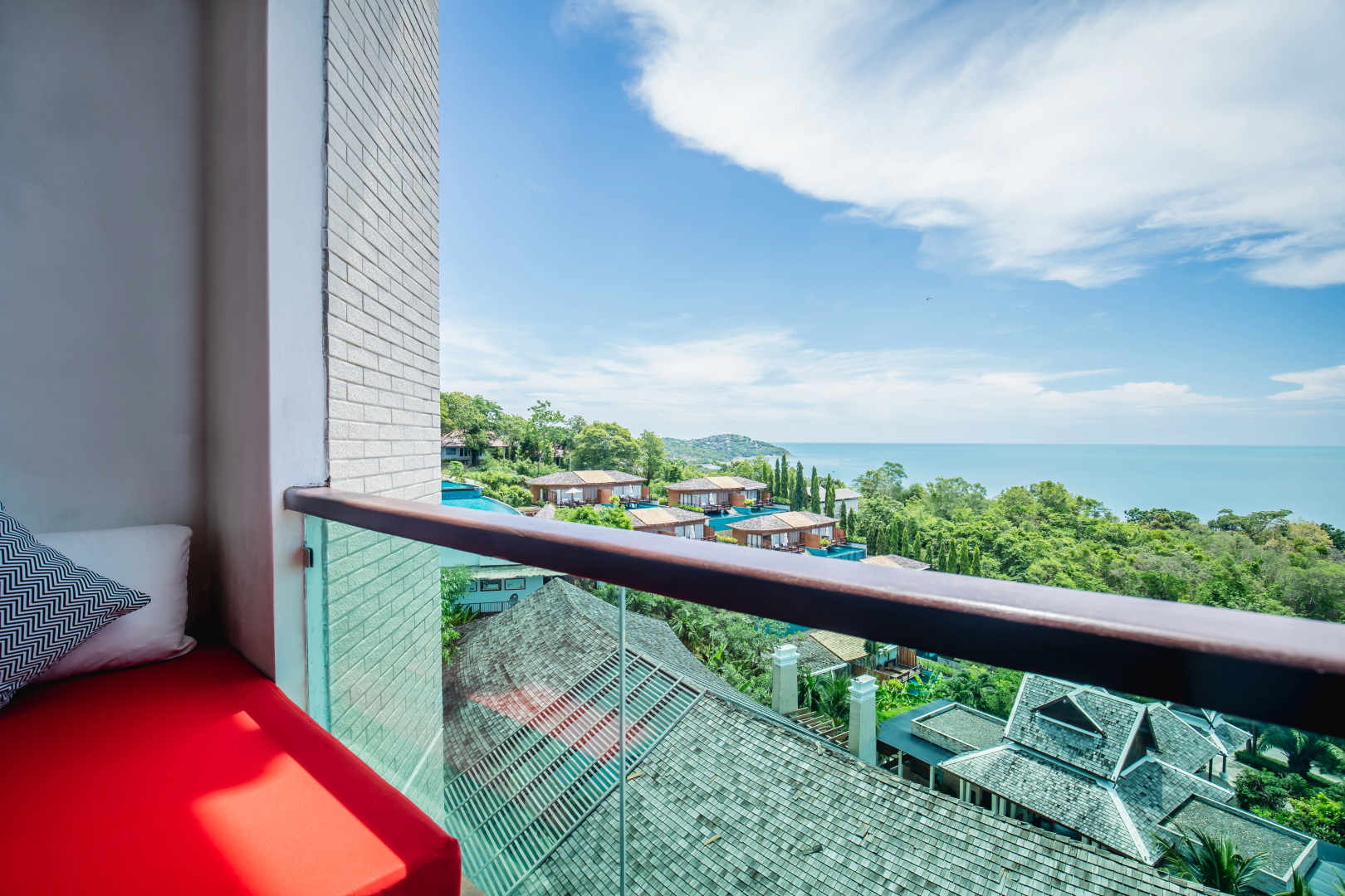 Отель KC Resort & Over Water Villas