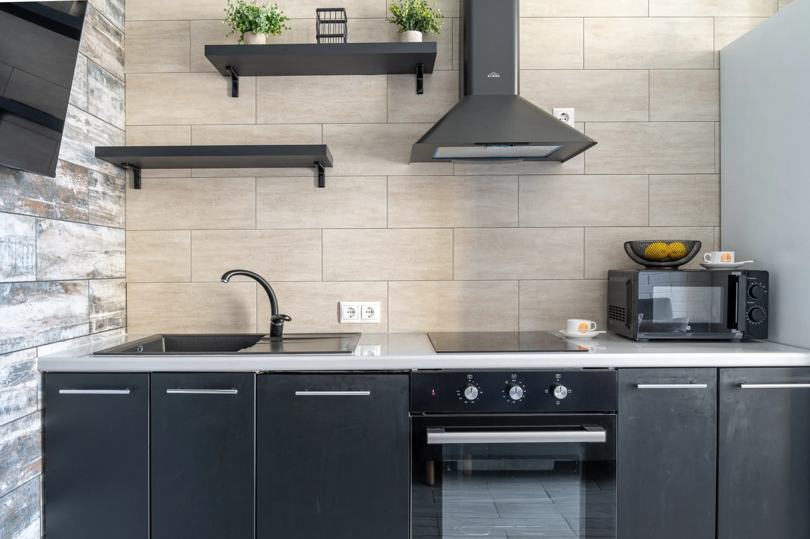 Квартира уютная возле горной реки. Кватро 28