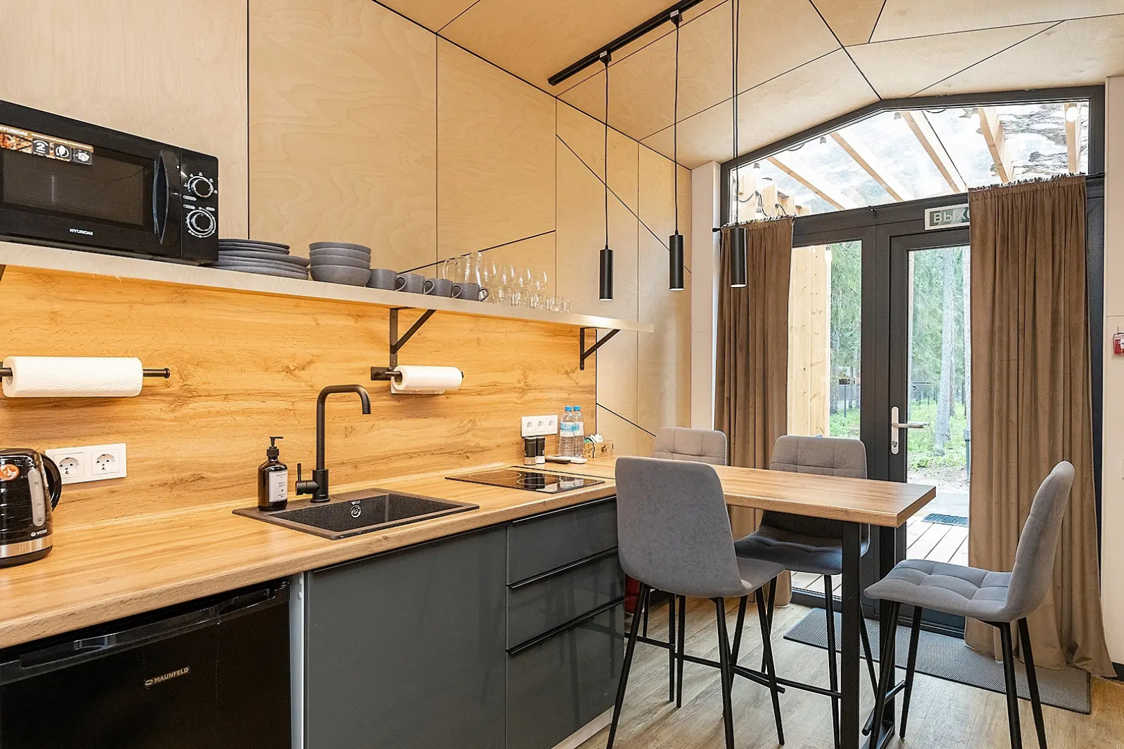 Глэмпинг Шестое чувство