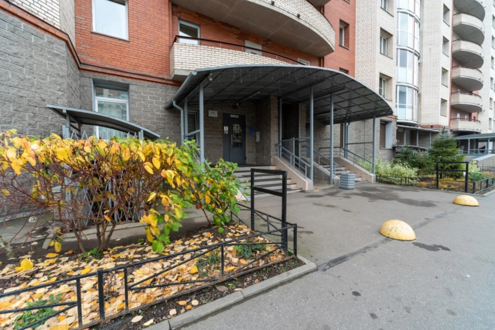 Апартаменты на Богатырском проспекте 36/1