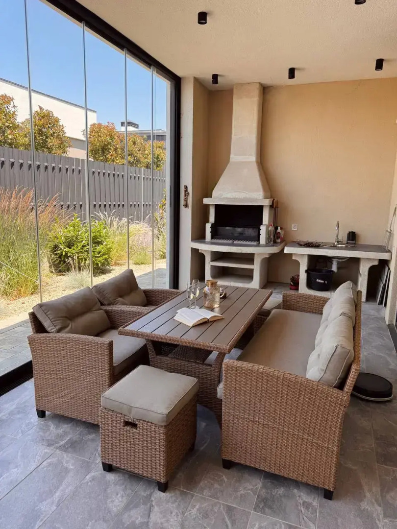 Вилла в 12 минутах от моря с подогреваемым бассейном