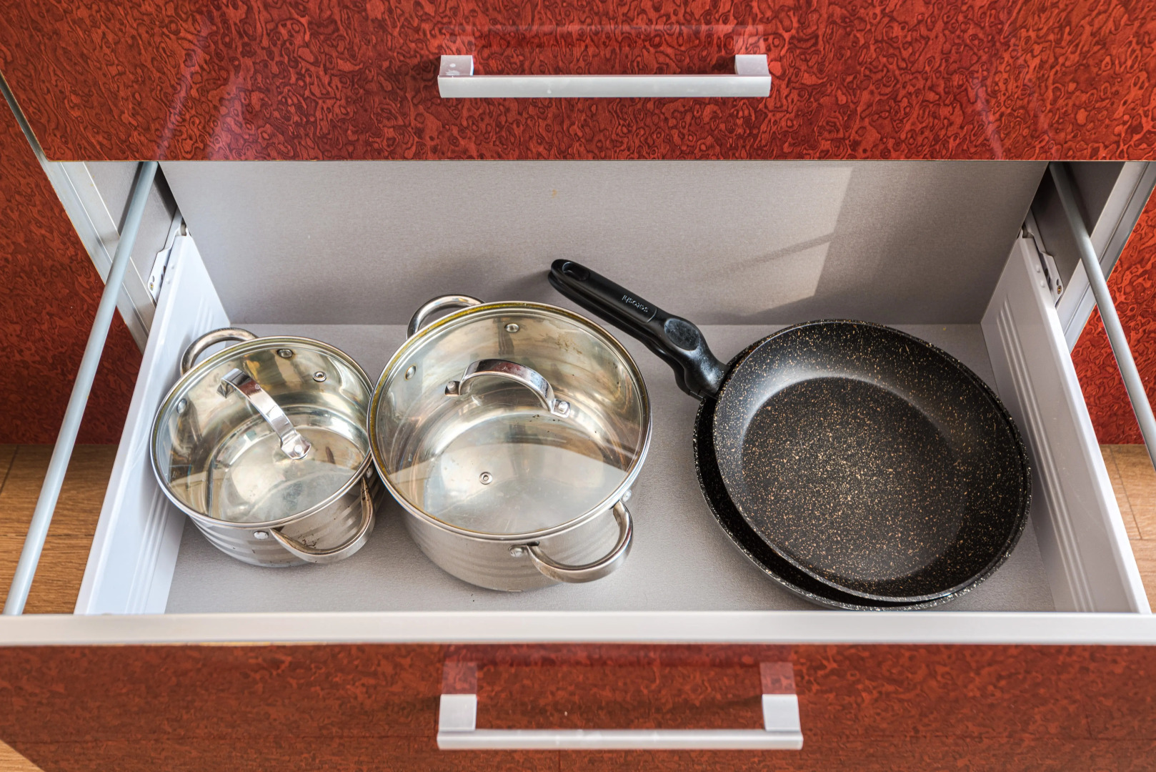 Квартира 1-к в престижном мкр. на М.Горького 10 от RentAp, 5 сп.мест