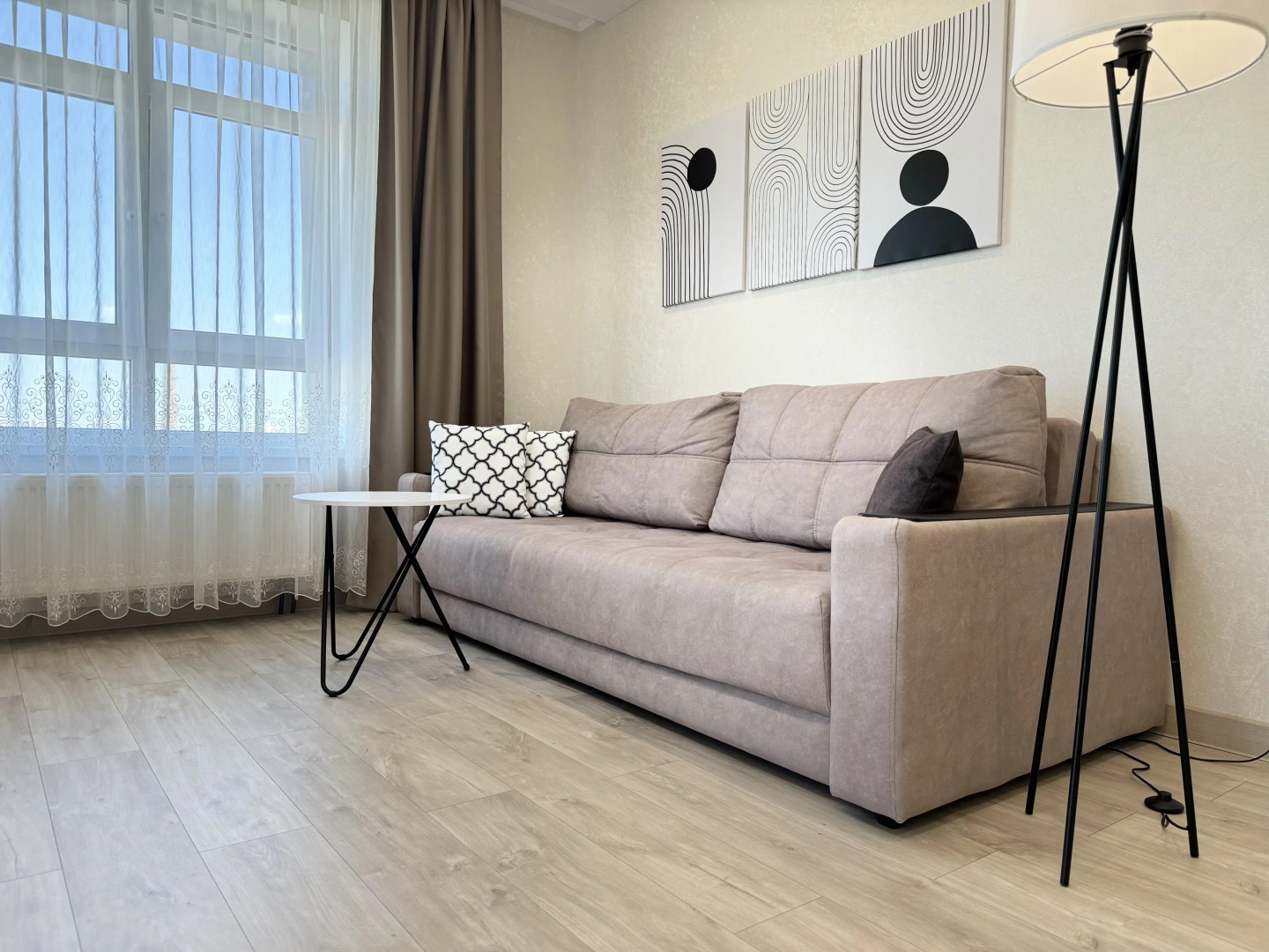 Квартира Двухкомнатная на Созидателей 7