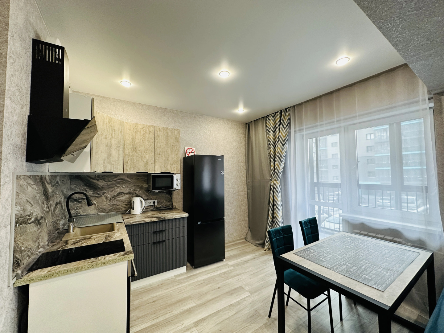 Квартира Nasutki38 Студия Ренуар