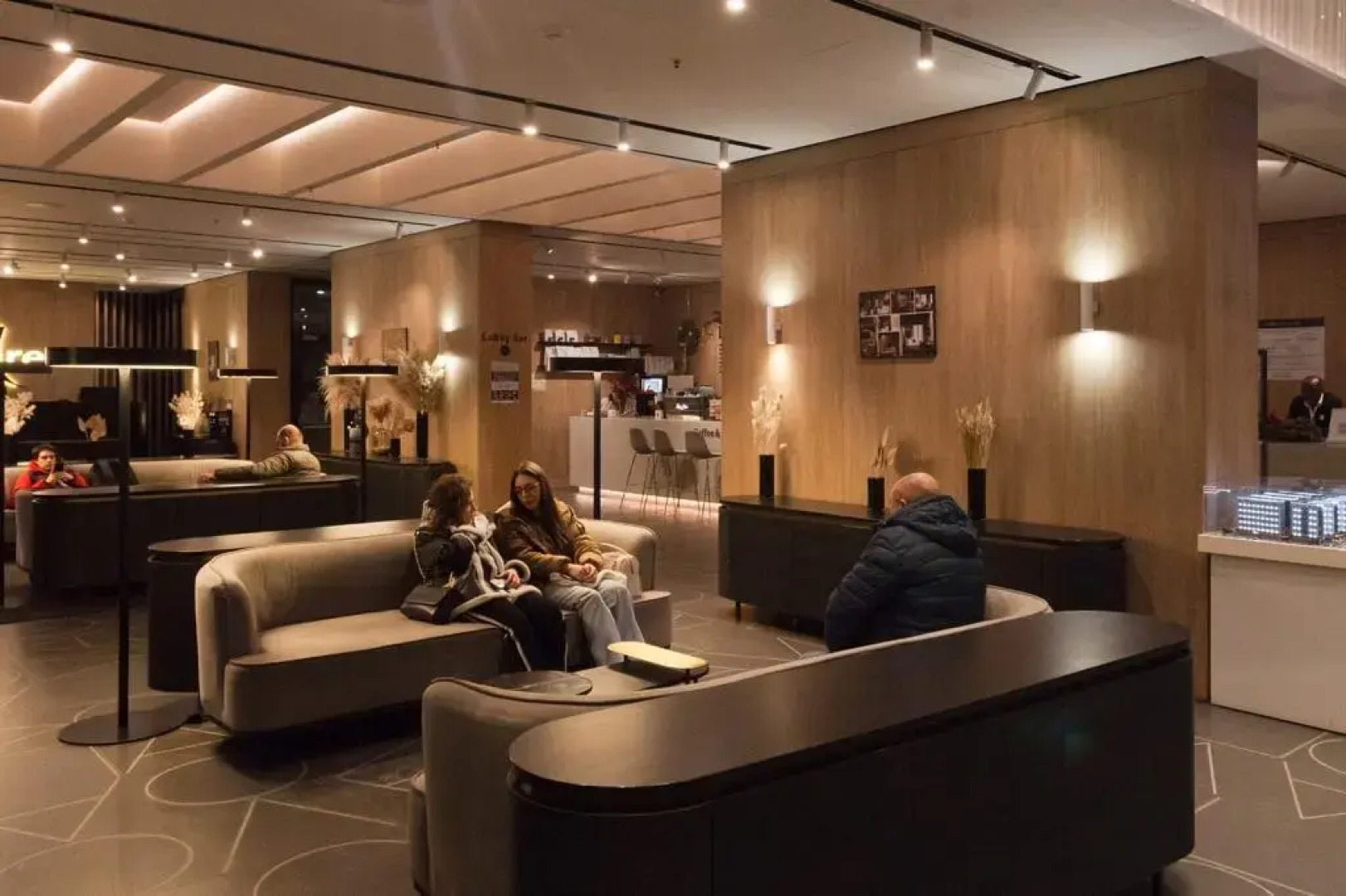 Апартаменты Квартира Cтудия у метро Бухарестская