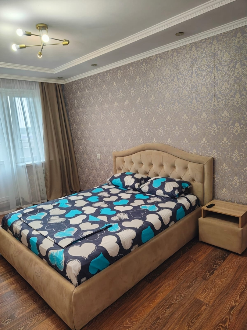 Квартира на бульваре 65 лет Победы 13к2