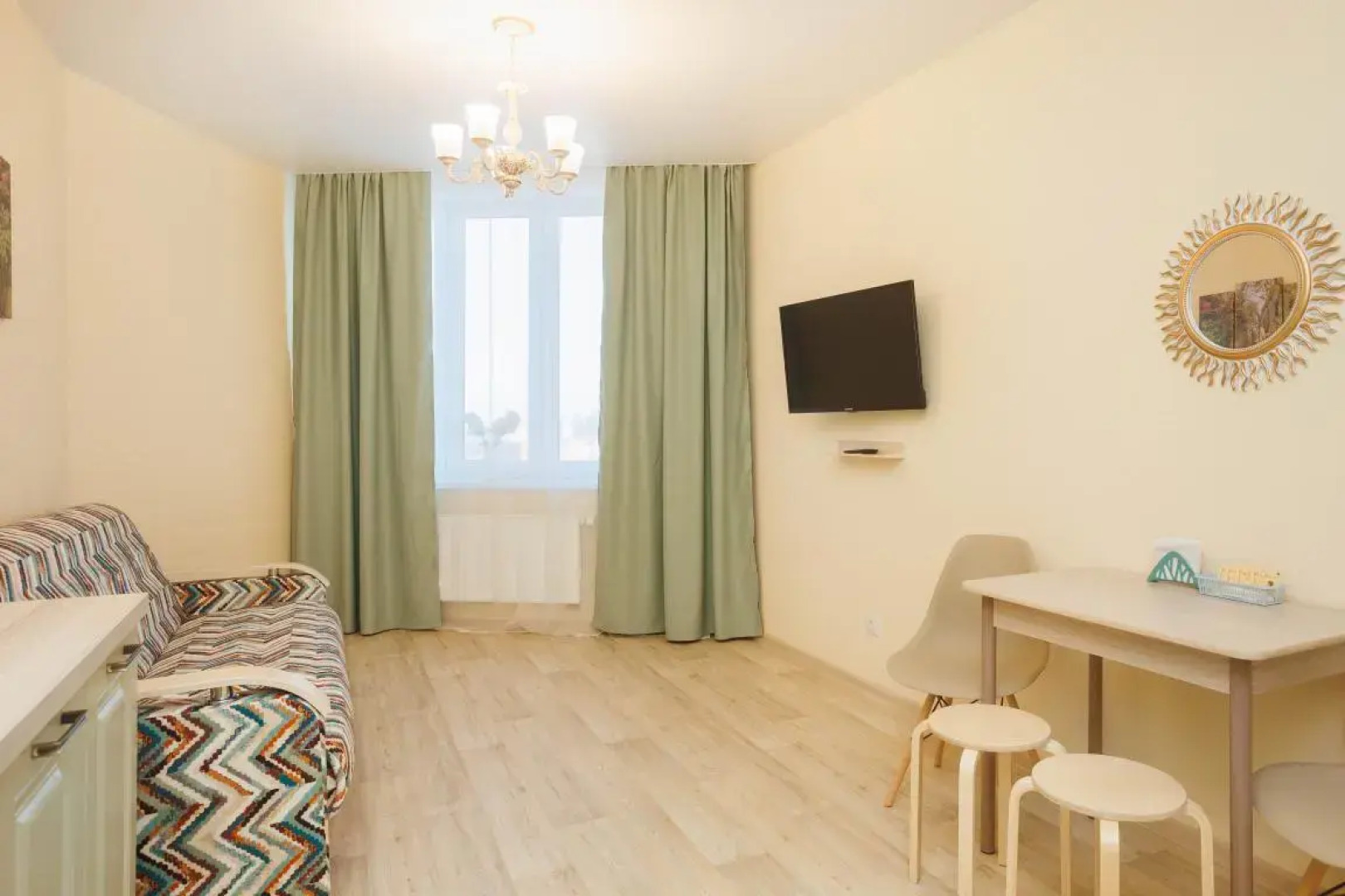 Двухкомнатные апартаменты Этажидейли на 22 этаже