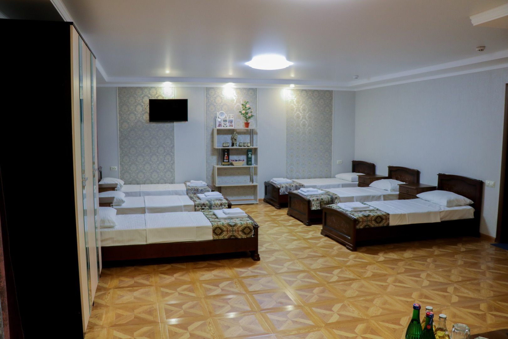 Отель София