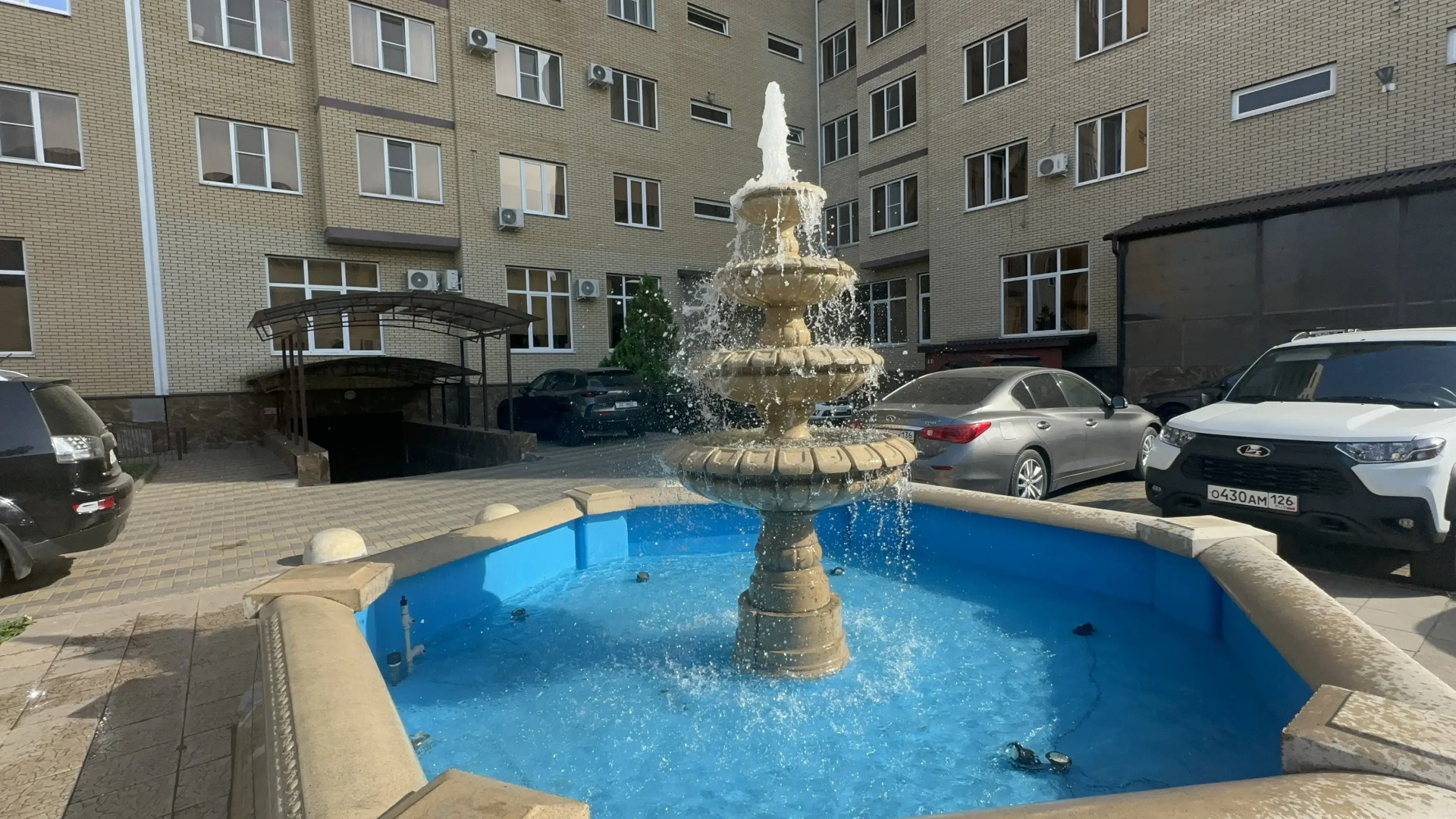 Апартаменты Улучшенные На Пушкина 54\1 с панорамным видом на город и парковочным местом