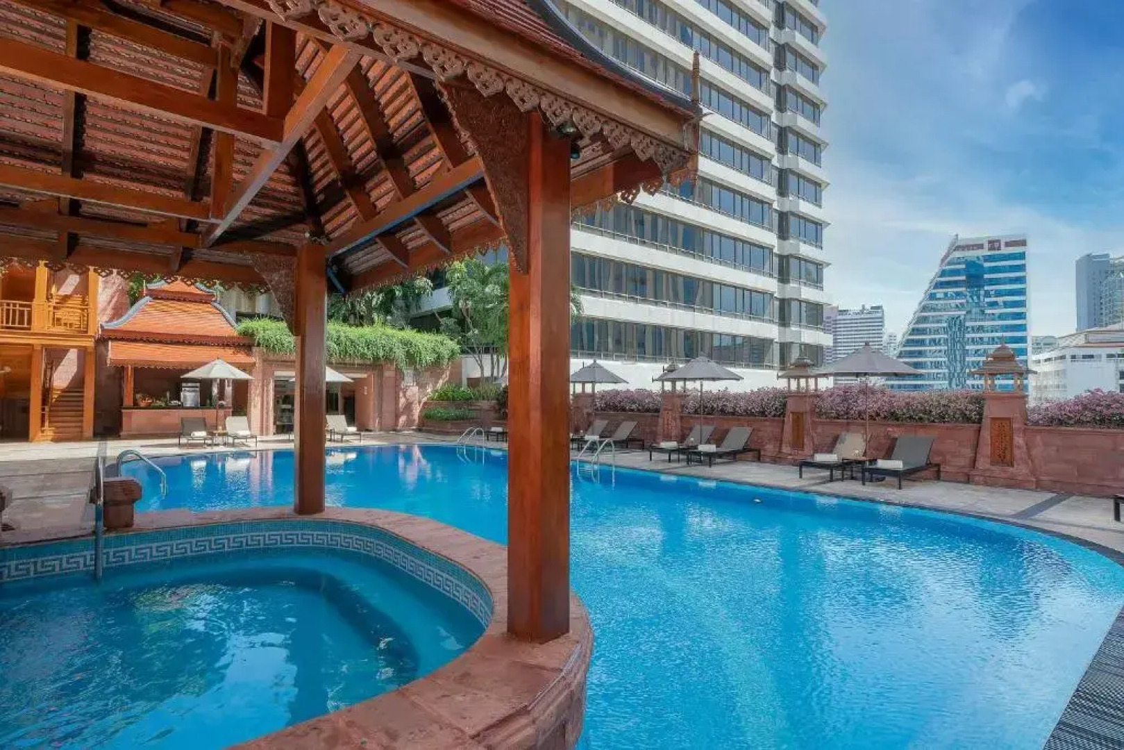 Отель The Landmark Bangkok