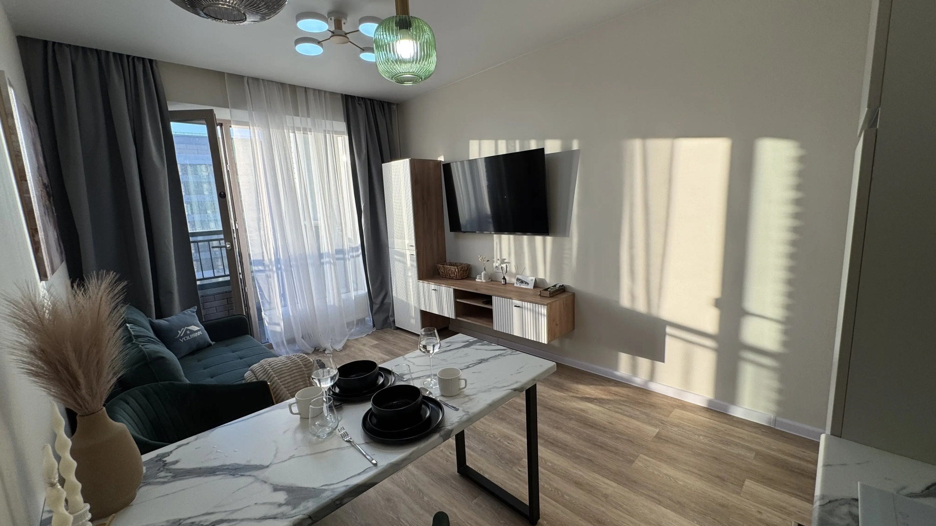 Апартаменты Yousinn Железнодорожная 18