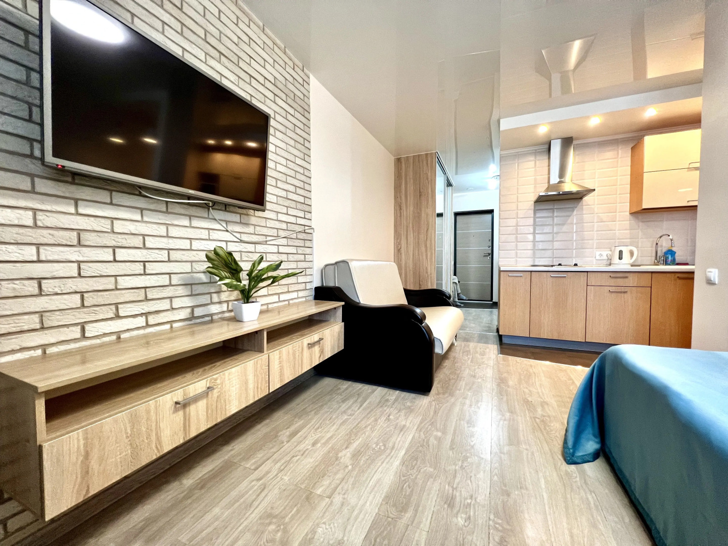 Апартаменты Живописные Kvartiry54 на Ленина 23 а