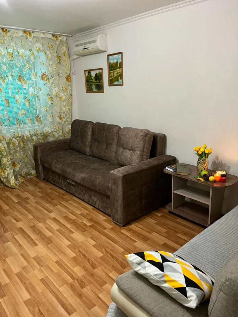 Апартаменты 2-комнатные в Центре Города на улице Ленина