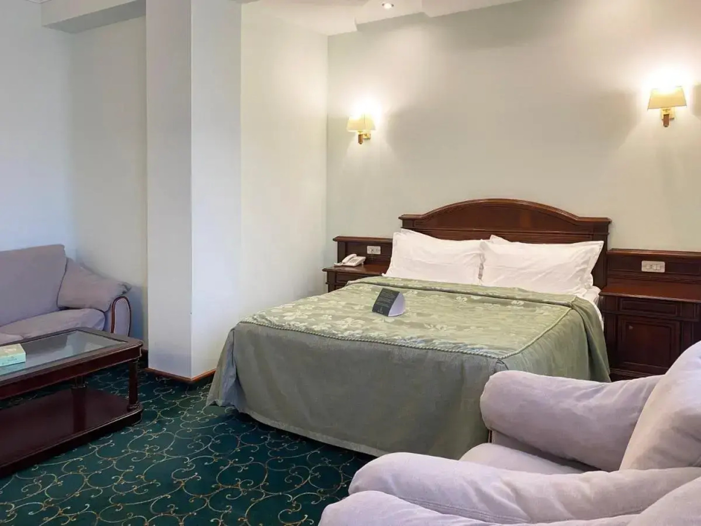 Отель Hotel Russia