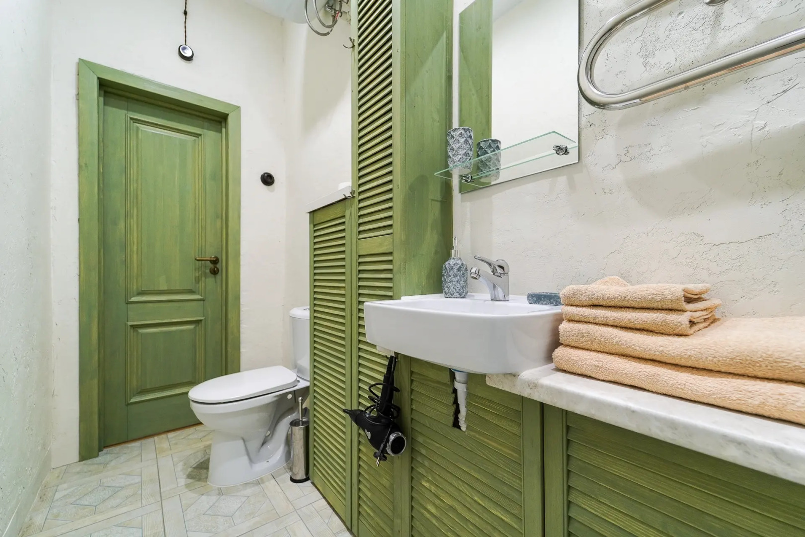 Двухкомнатная Квартира на Интернациональной 13