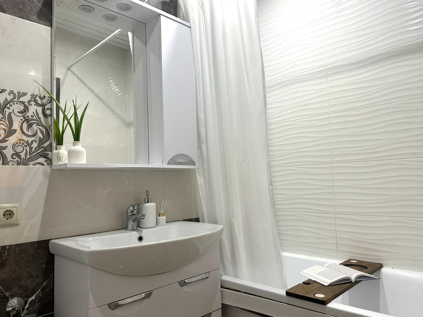 Квартира MaxRealty24 Molodezhnaya 7/1