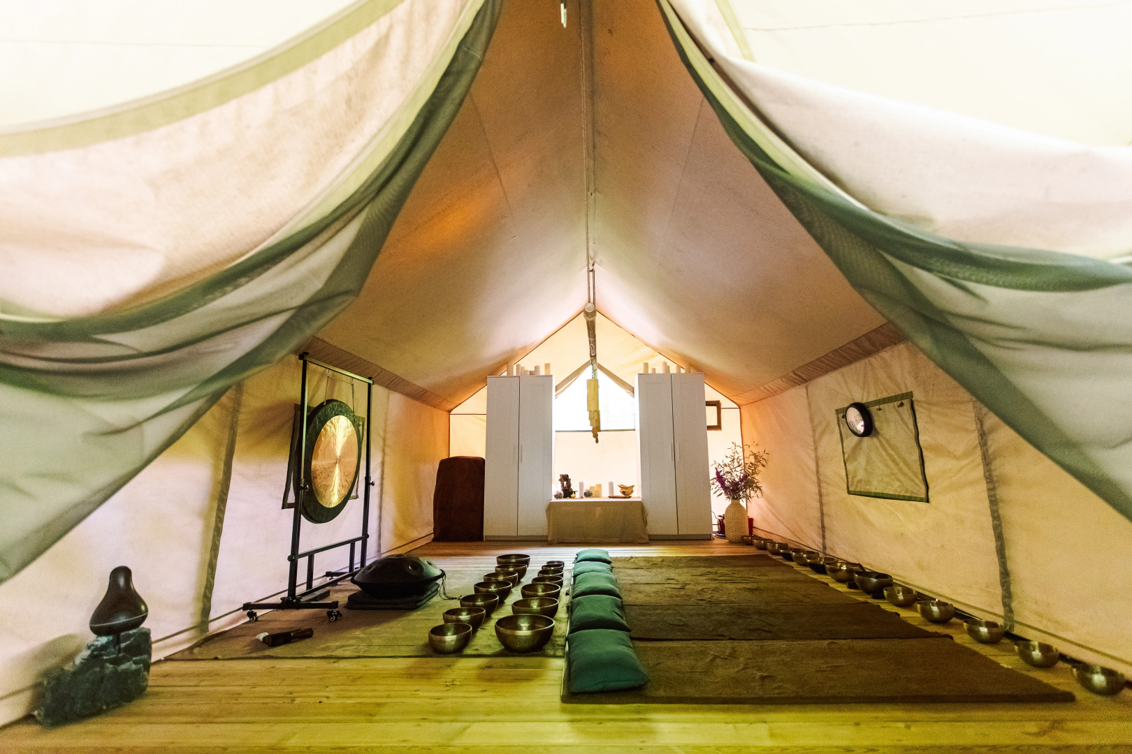 ЛЕС Глэмпинг и SPA