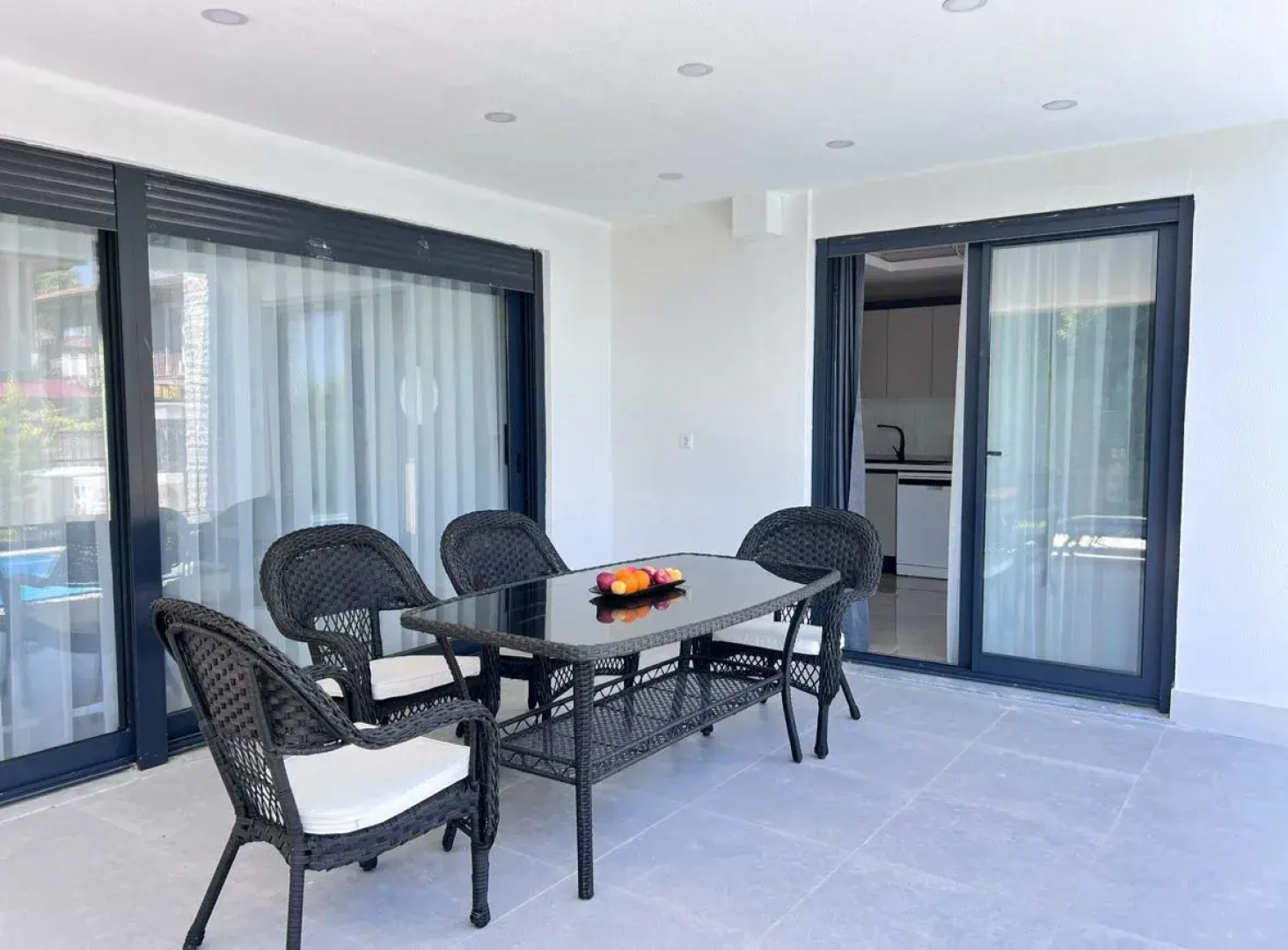 Вилла Deniz в Чамьюва 3+1 с подогреваемым бассейном