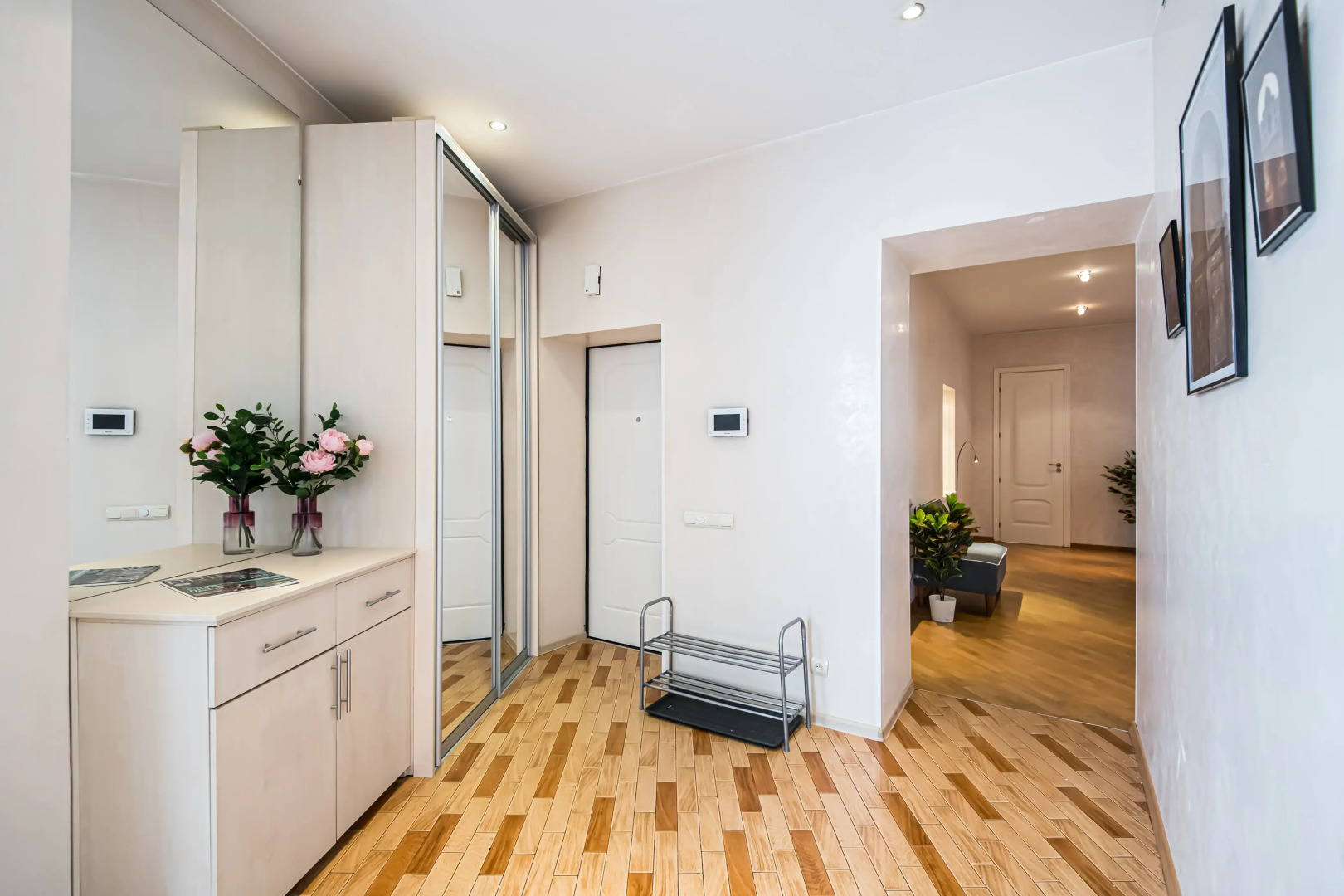 Квартира GM Apartments с Сауной и Джакузи