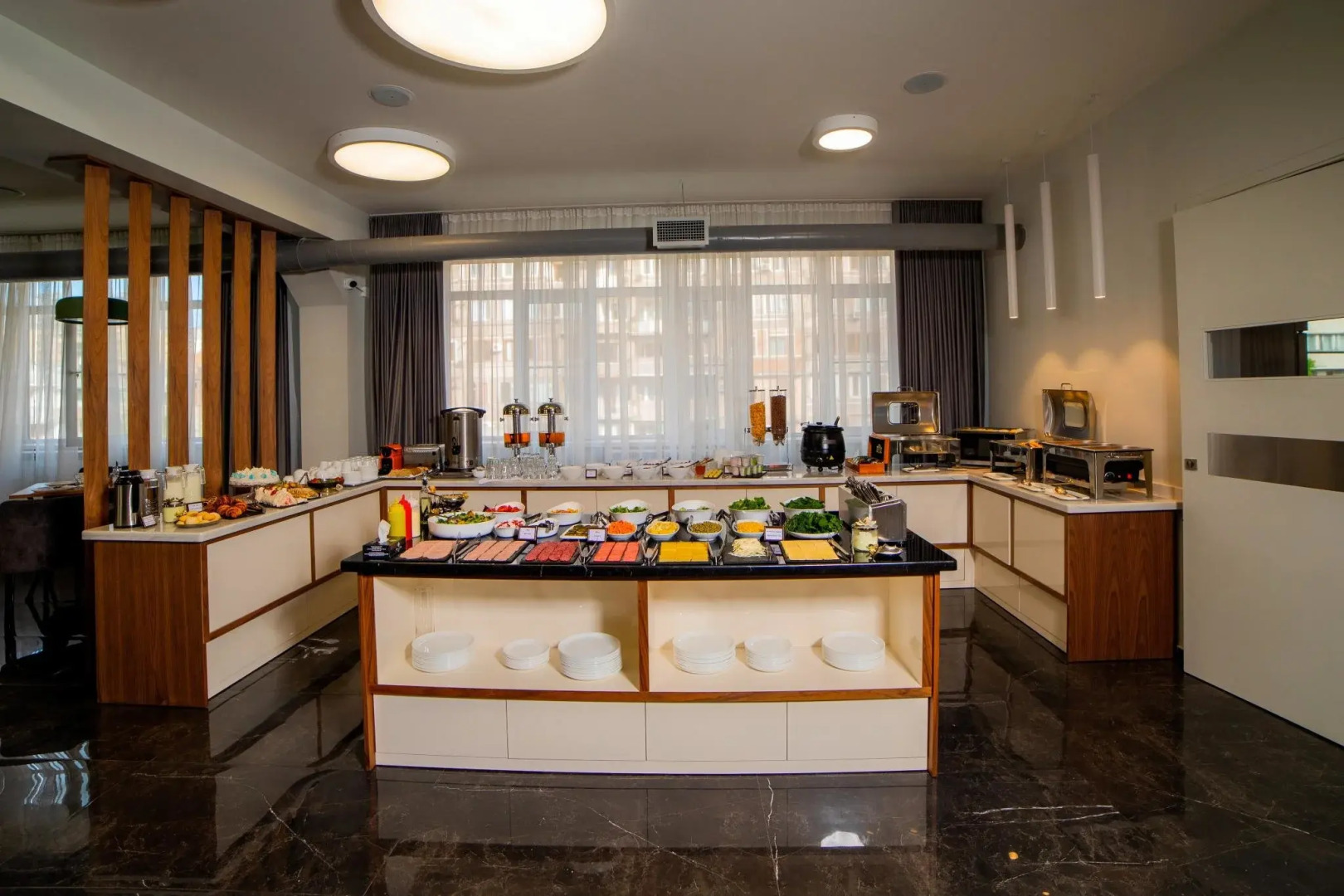 Отель Elysium Gallery