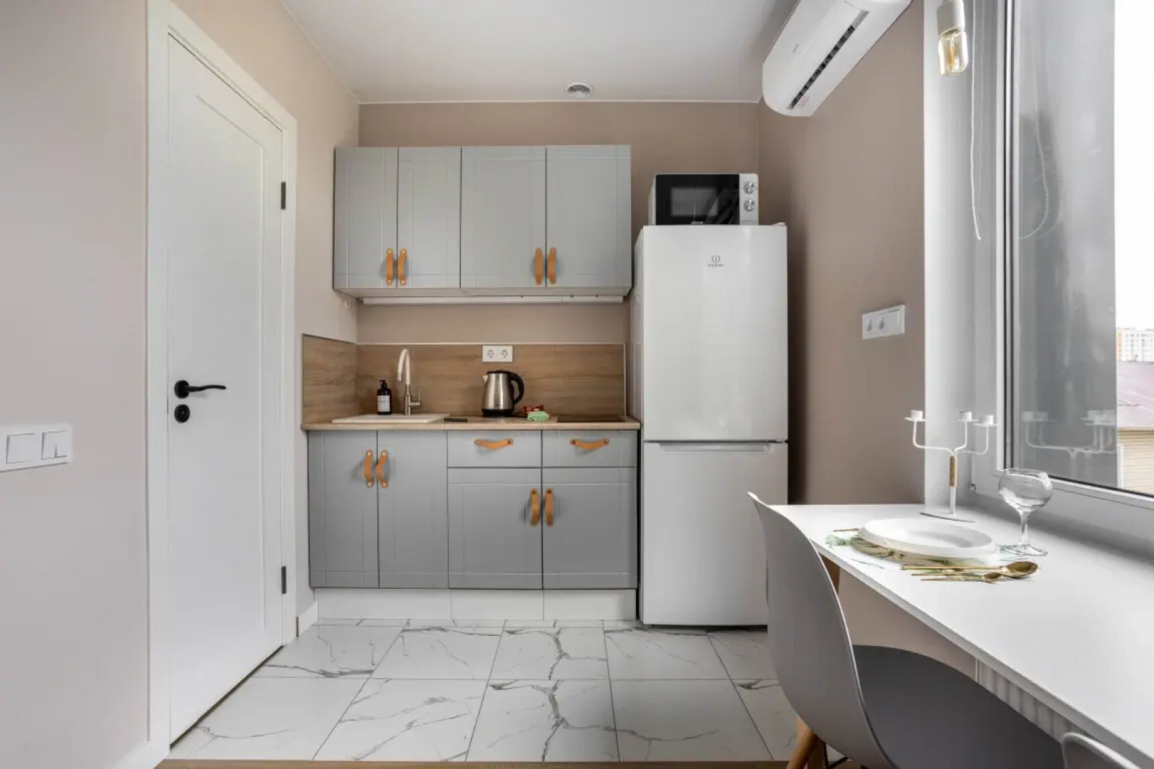 Апартаменты Уютная студия на 2х с видом на город