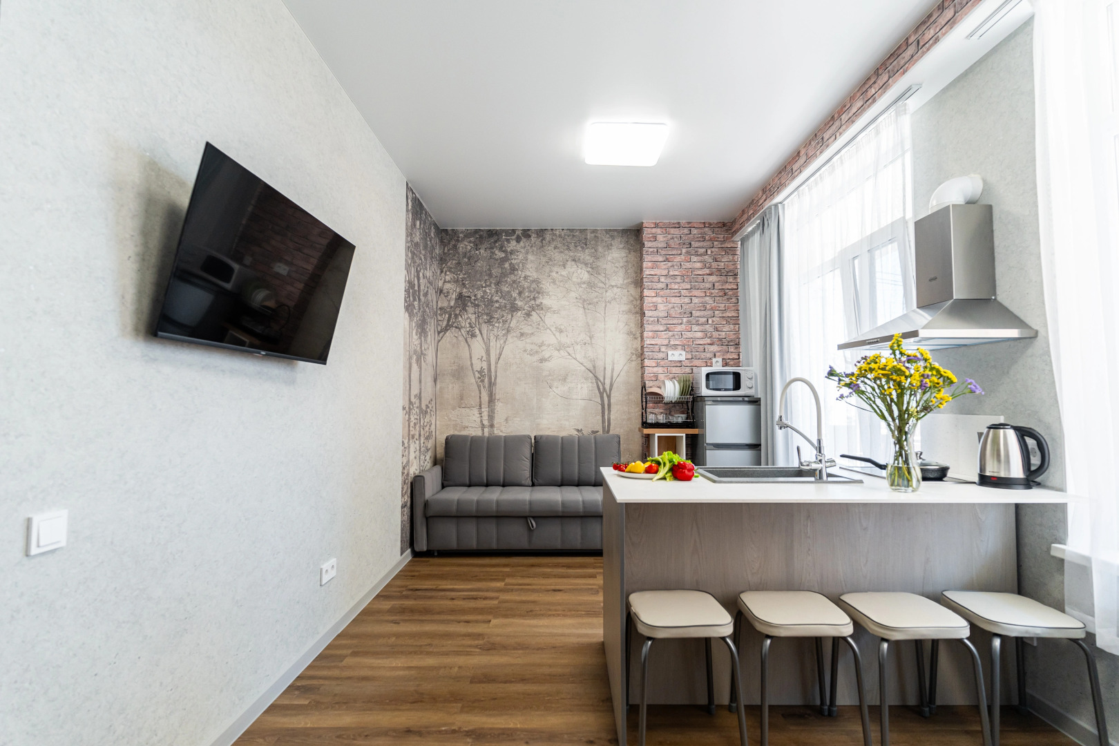 Апартаменты в Нoвоpоccийcкe c Дизaйнерcким Рeмoнтoм 2