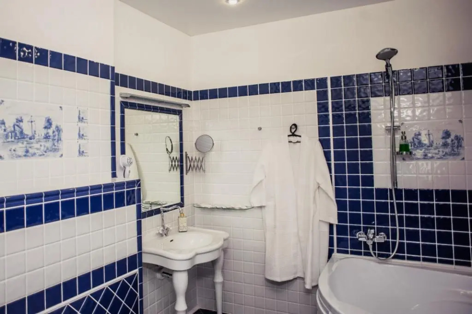 Отель Апельсин