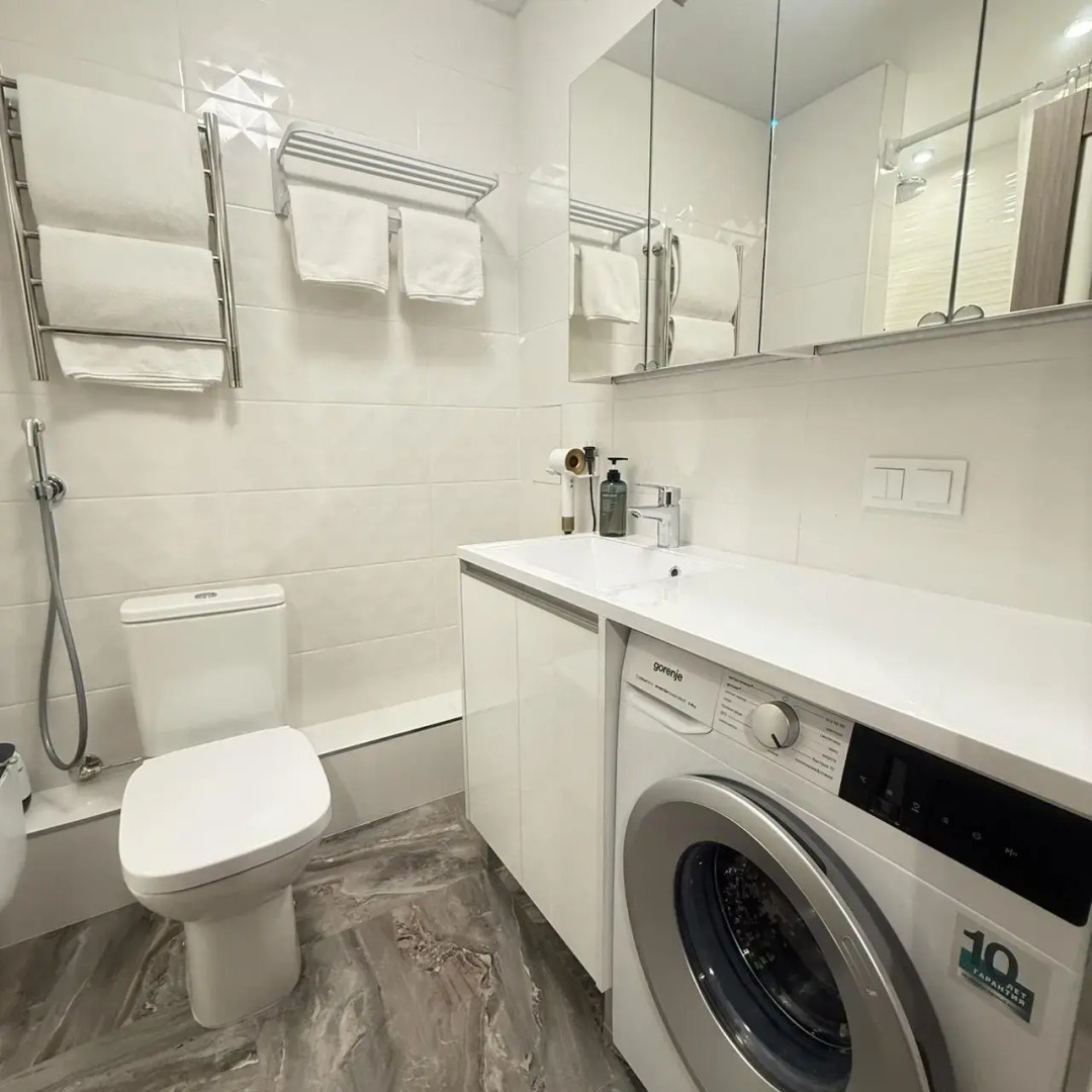 Квартира Луначарского 216