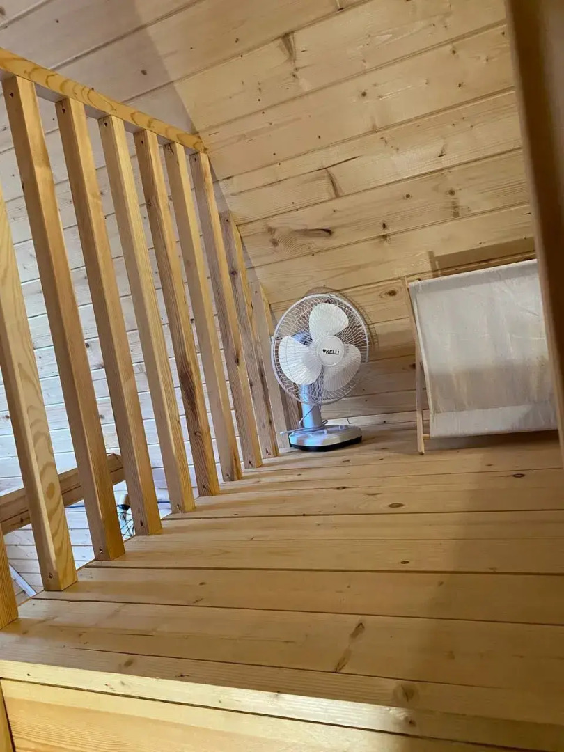 Шале с баней на берегу озера