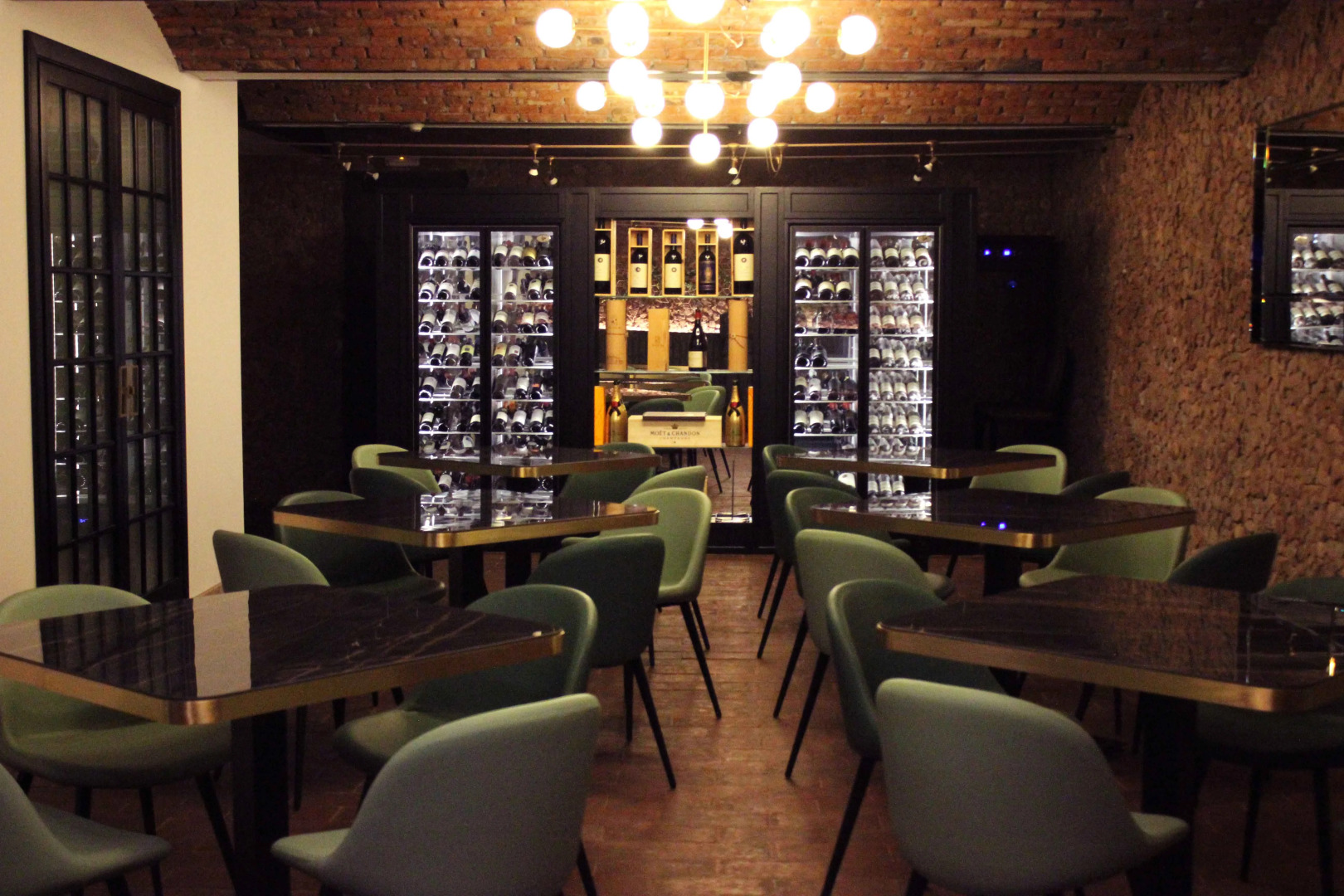 Отель Крымский Бриз Hotel & Villas