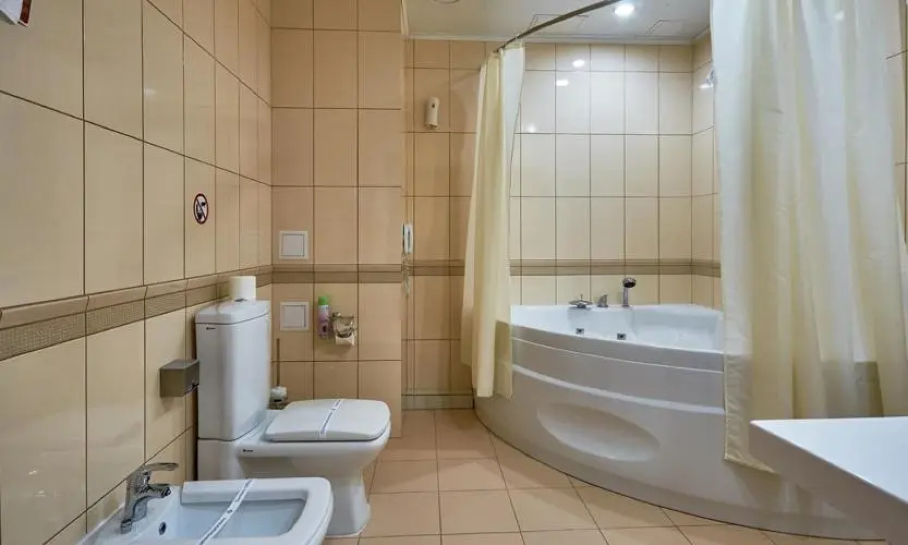 Отель Форум