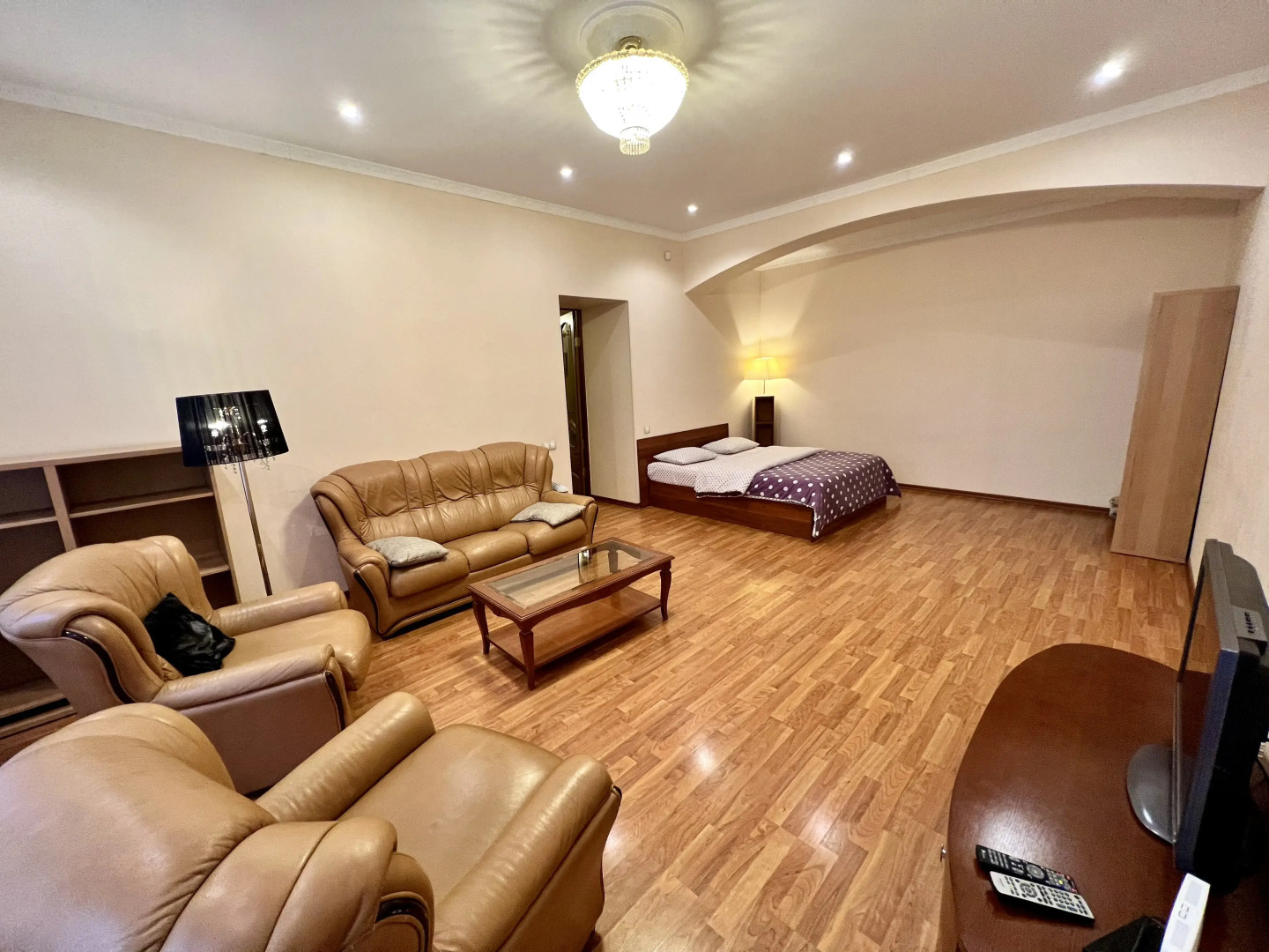 Апартаменты Трехкомнатные на Большой Морской 21