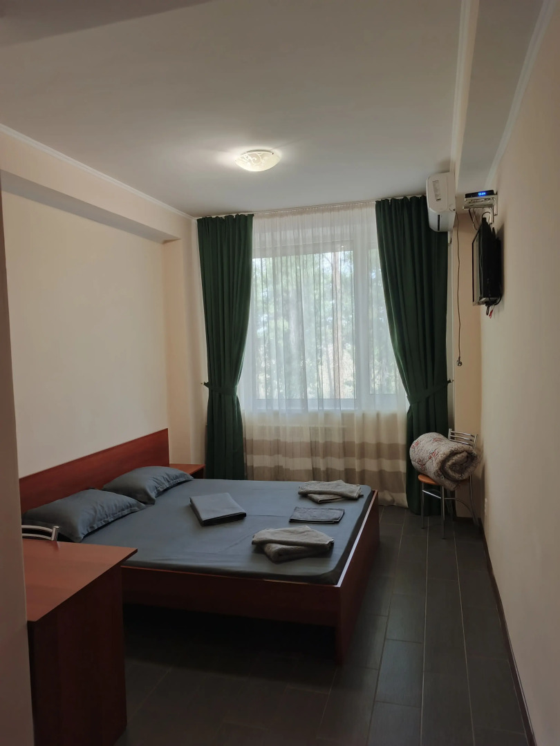 Отель Берлога