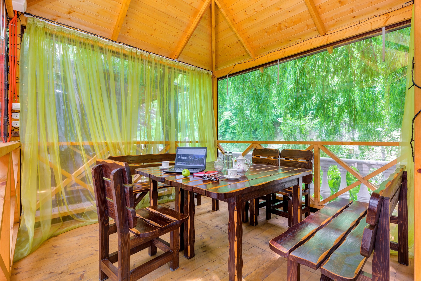 Отель Ашамба