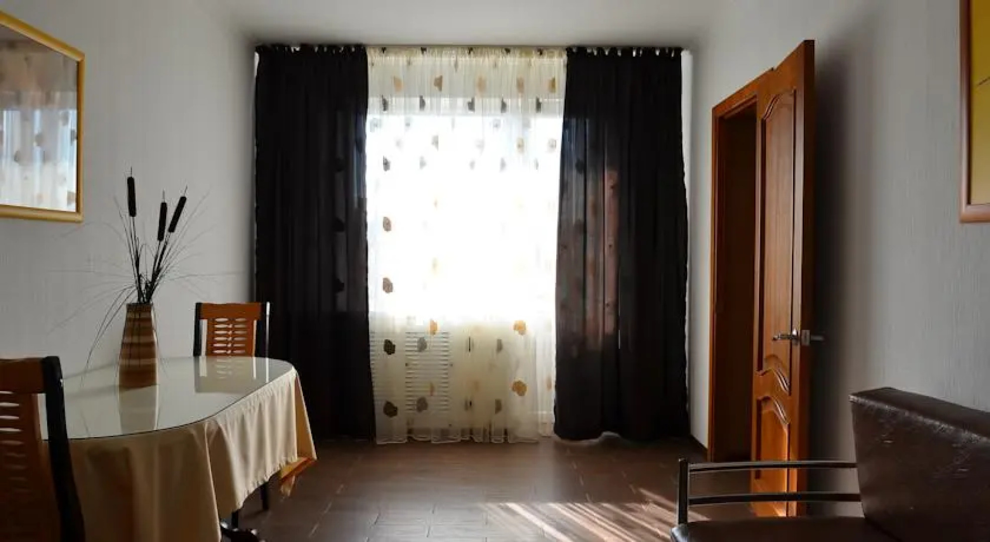 Отель Россия