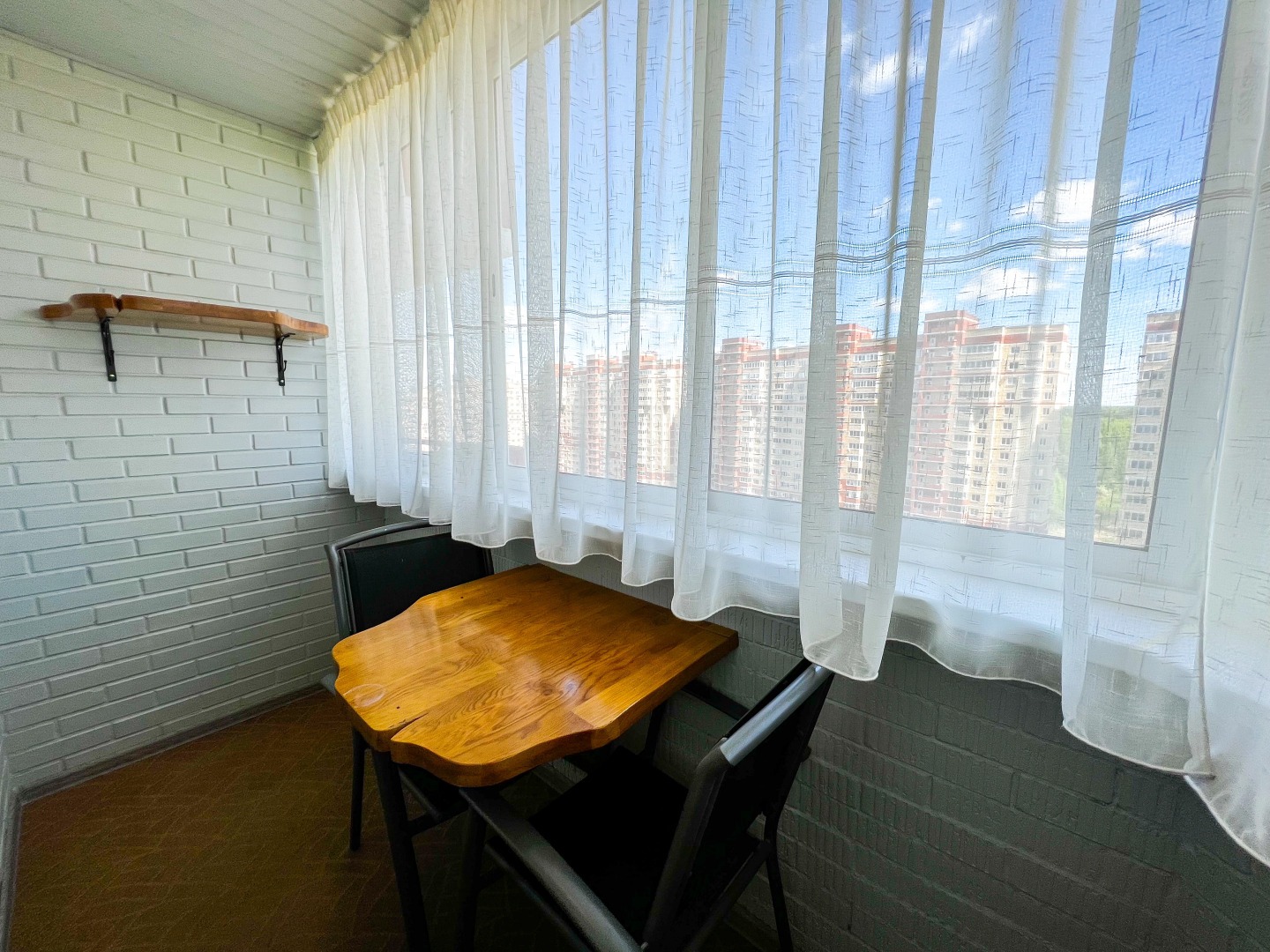 Апартаменты Квартира AlexHome РП Свердловский Молодежная 2