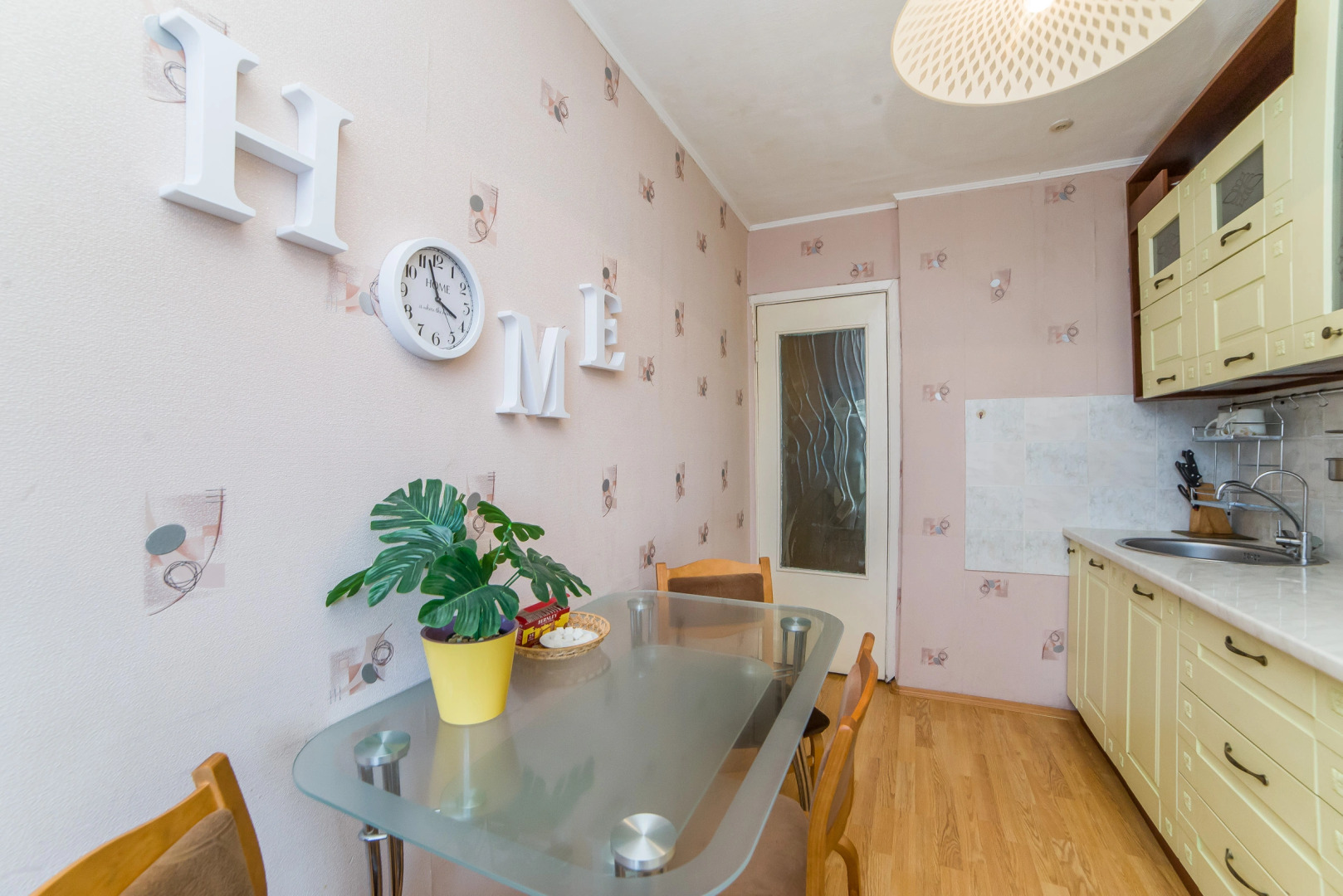 Апартаменты на Индустрии 53