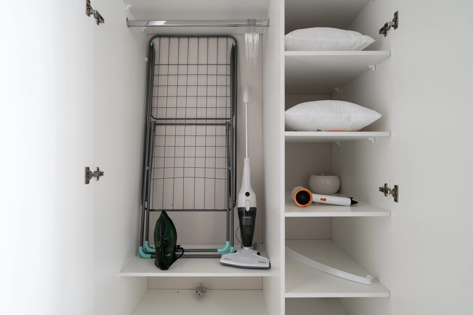 Светлая квартира с панорамными окнами. МПС 82