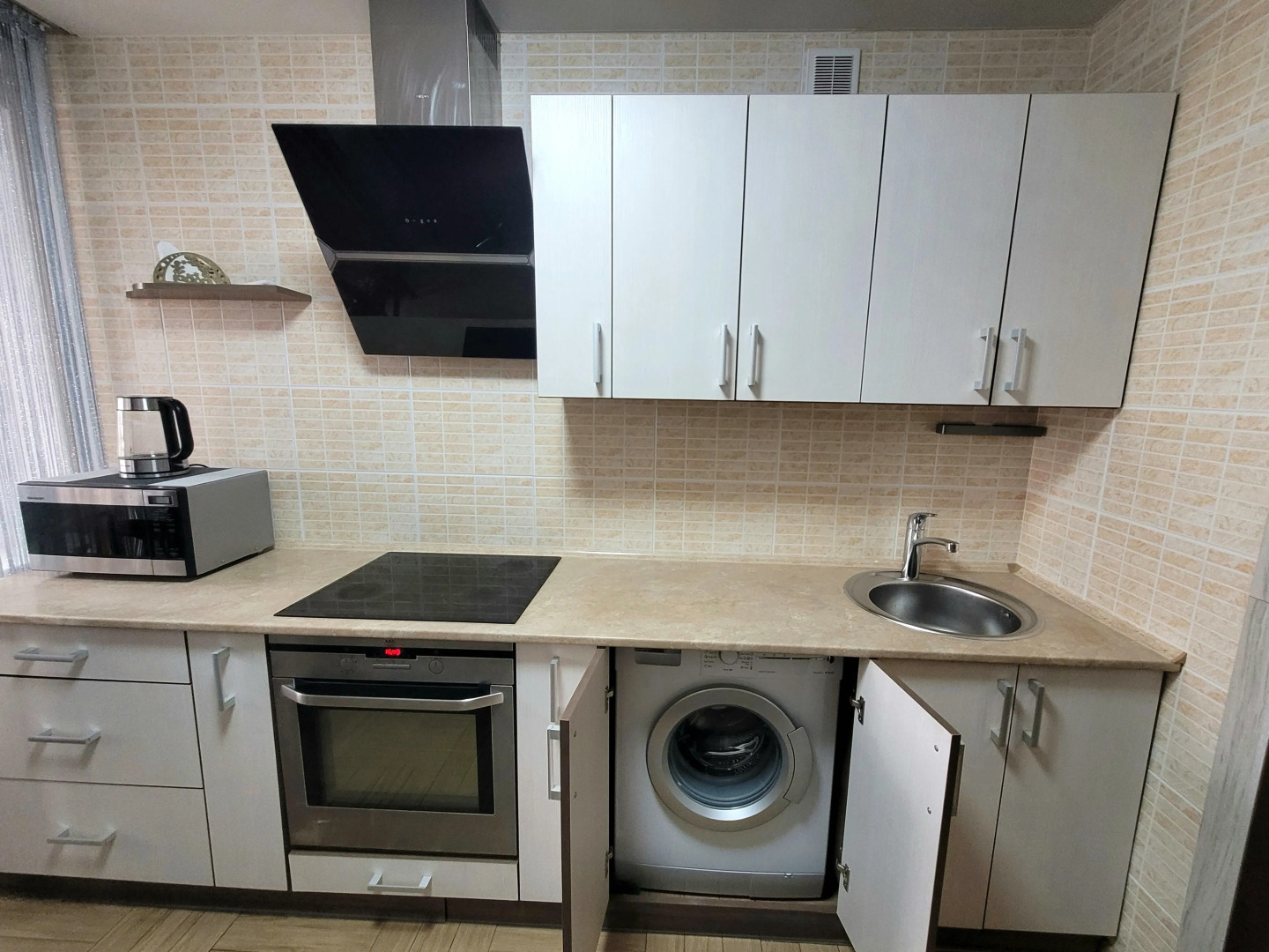 Апартаменты В центре Интернациональная 21