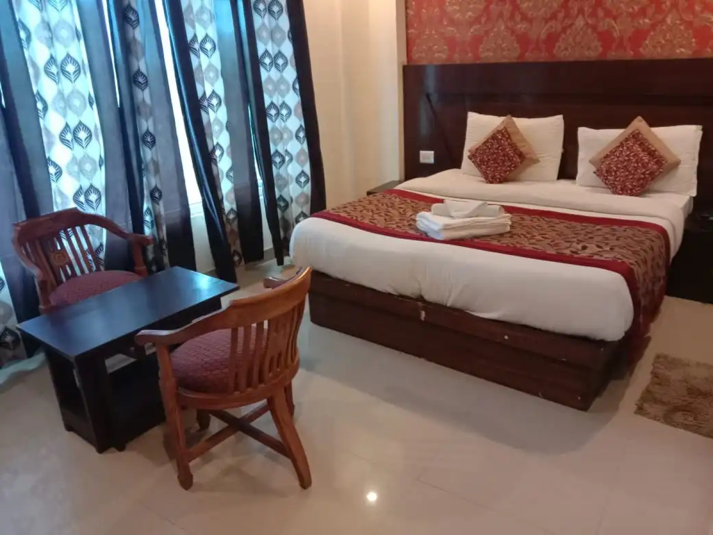 Отель Green View Palace